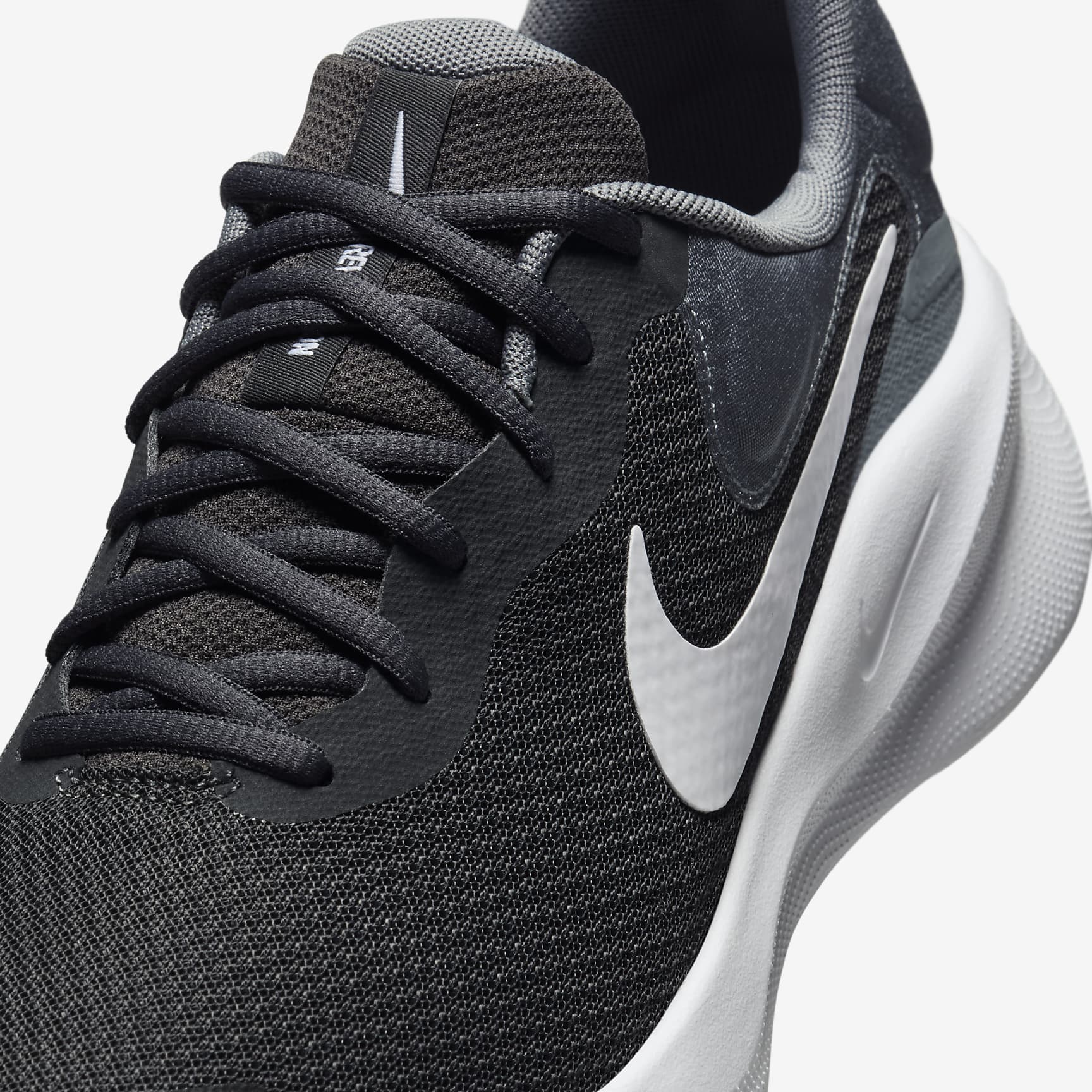 Nike Revolution 7 Men's Road Running Shoes