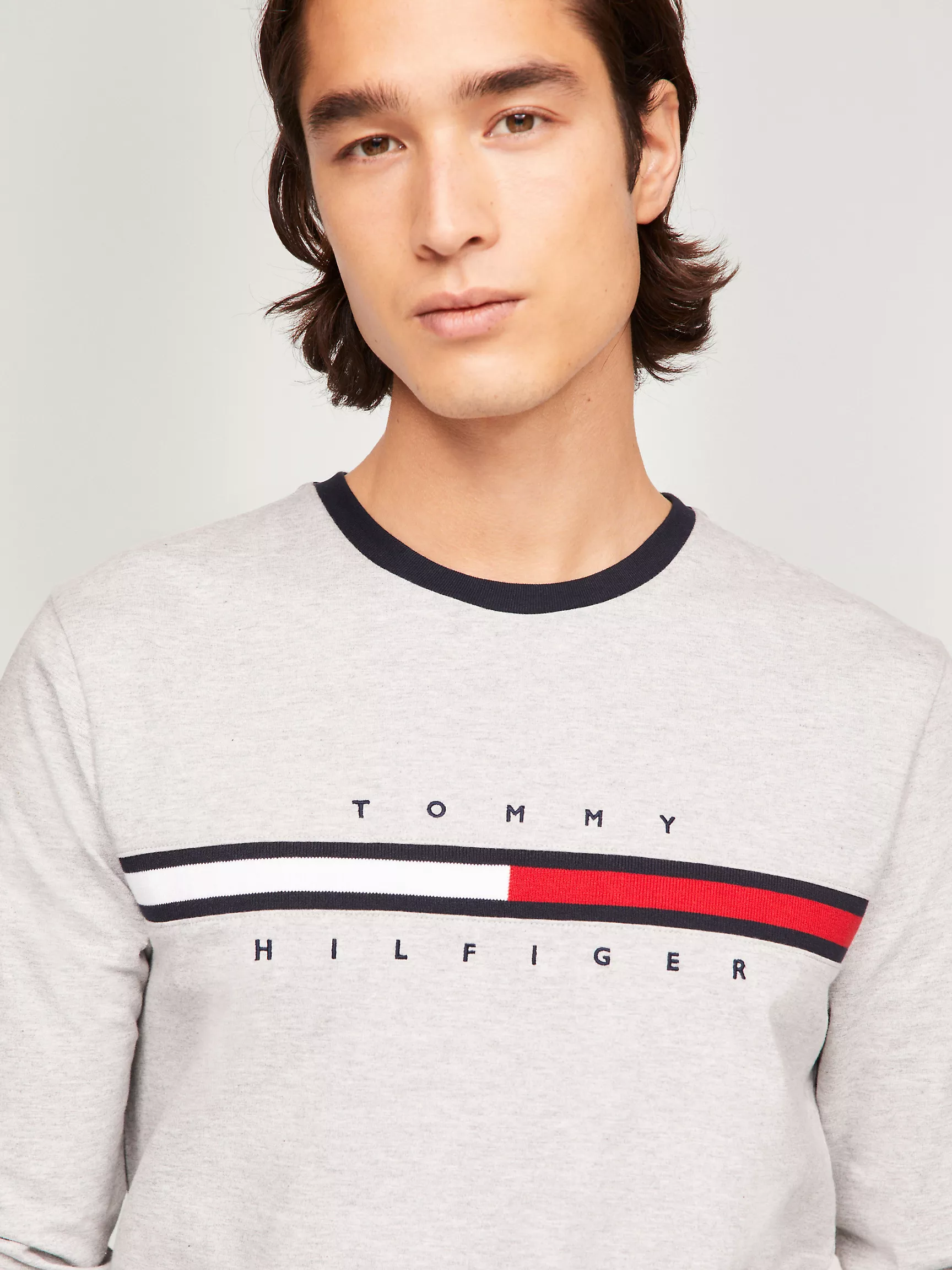 Мужская футболка Tommy Hilfiger, Футболка с длинным рукавом и вышитым логотипом флага