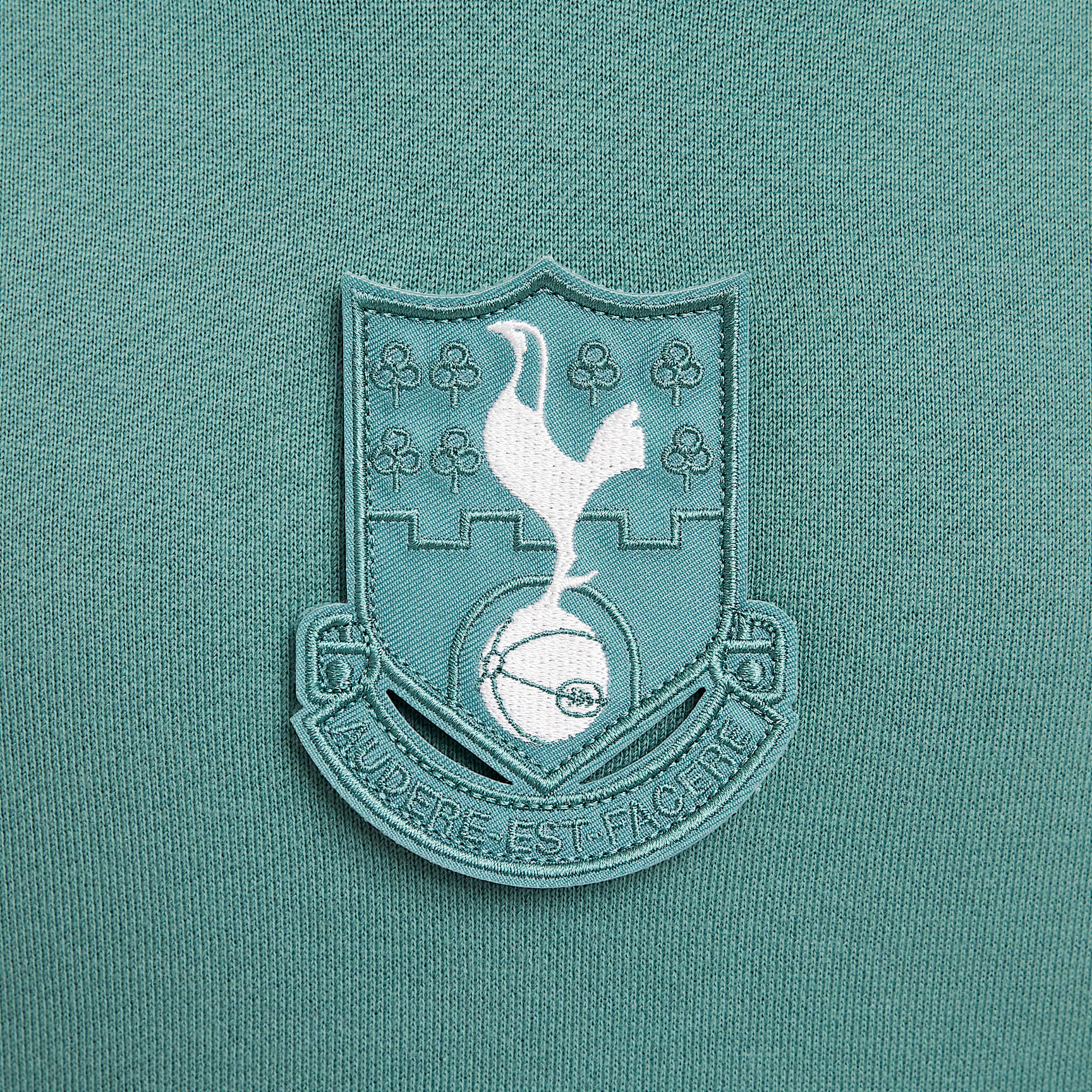 Tottenham Hotspur Third Big Kids' Nike Soccer Pullover Hoodie