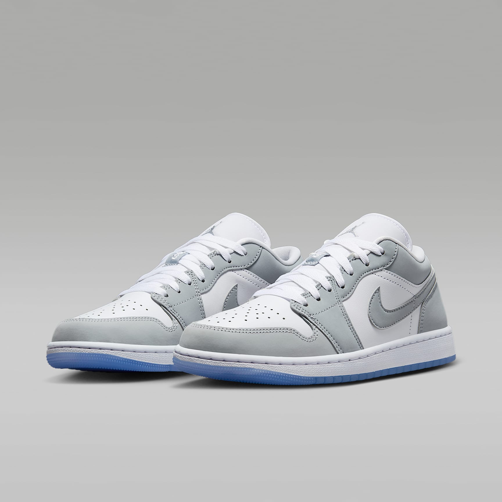 Air Jordan 1 Low Women's Shoes