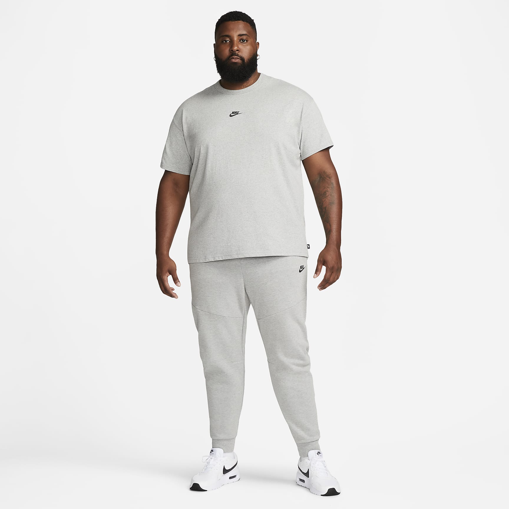 Nike Sportswear Premium Essentials Men's T-Shirt