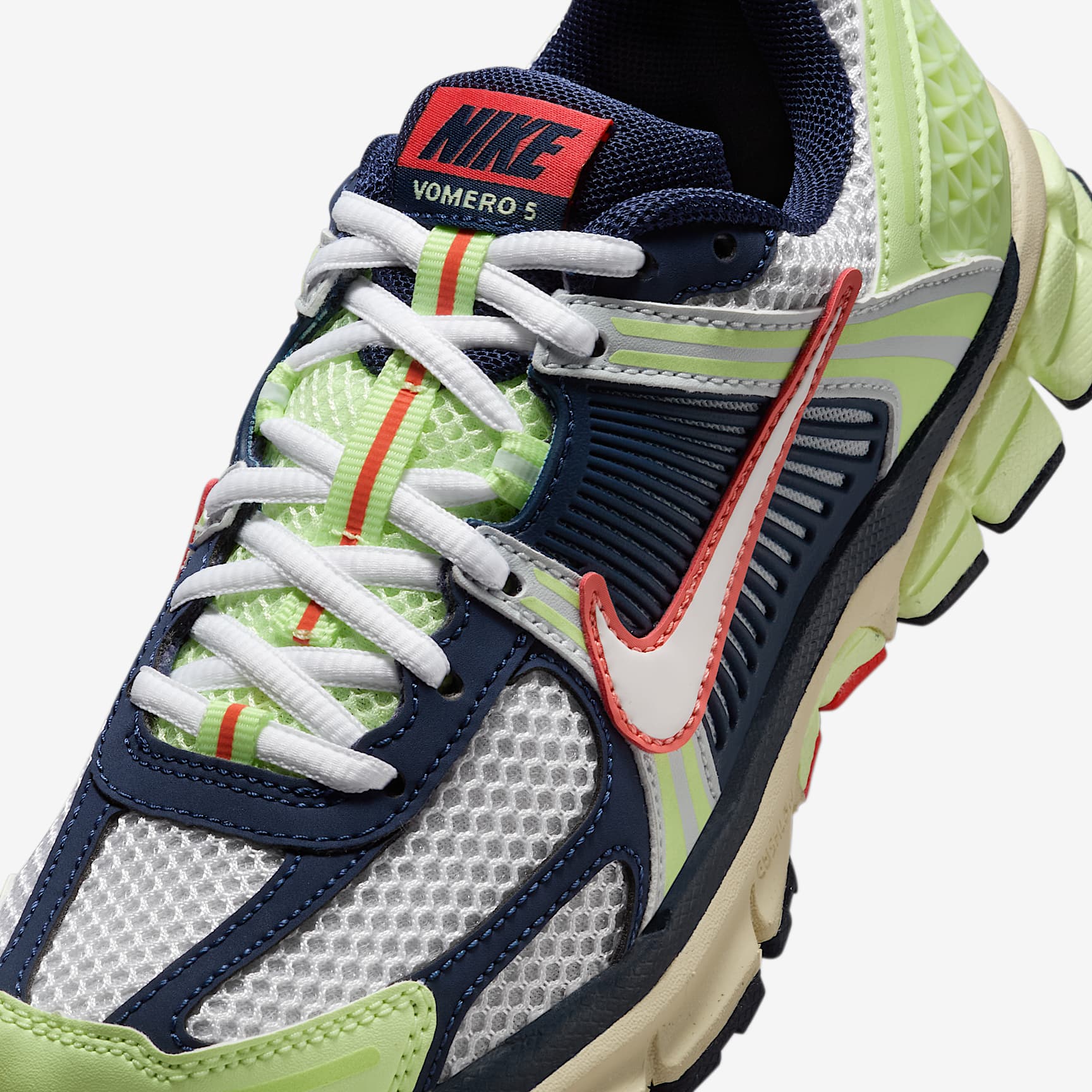 Nike Vomero 5 Big Kids' Shoes