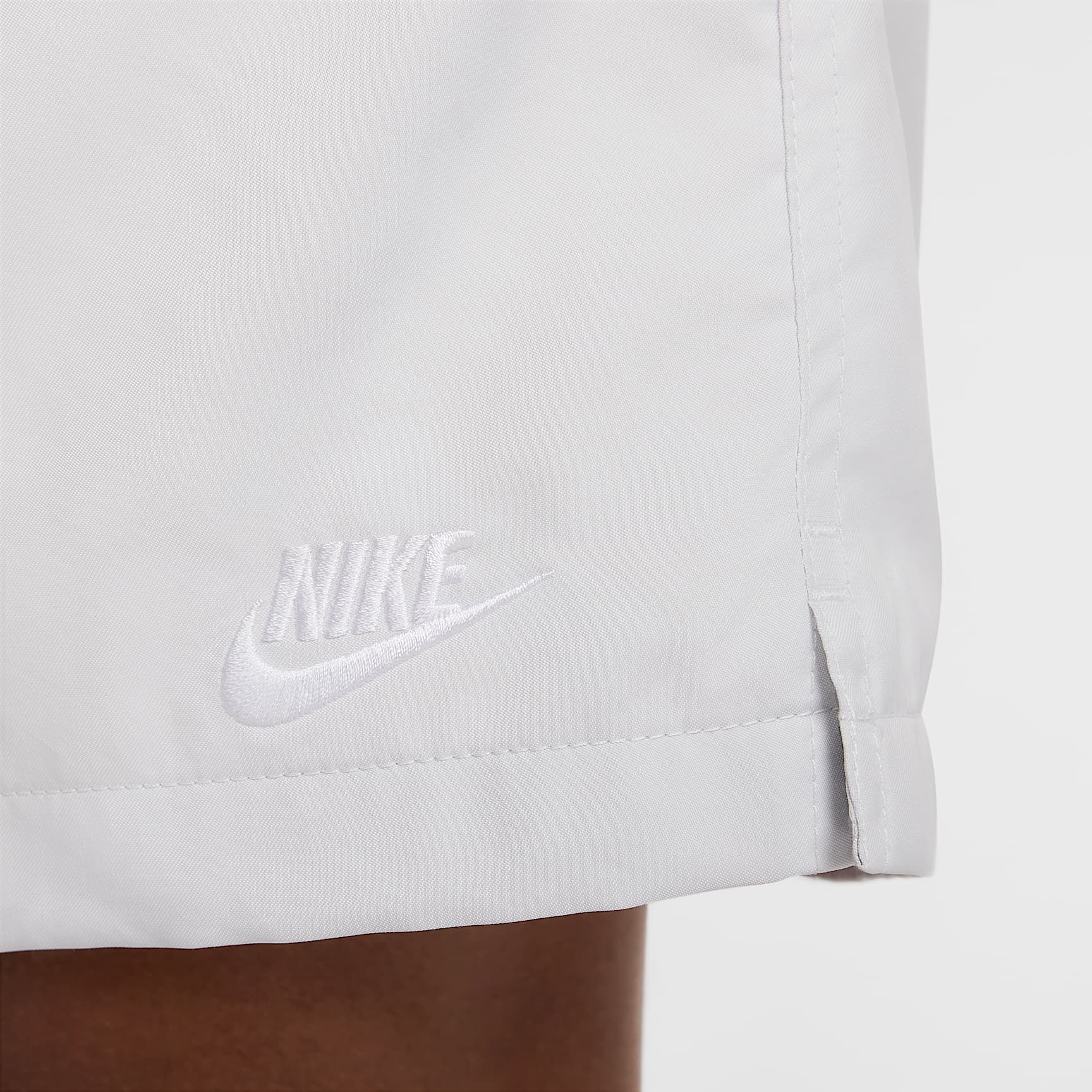 Nike Club Men's Woven Flow Shorts