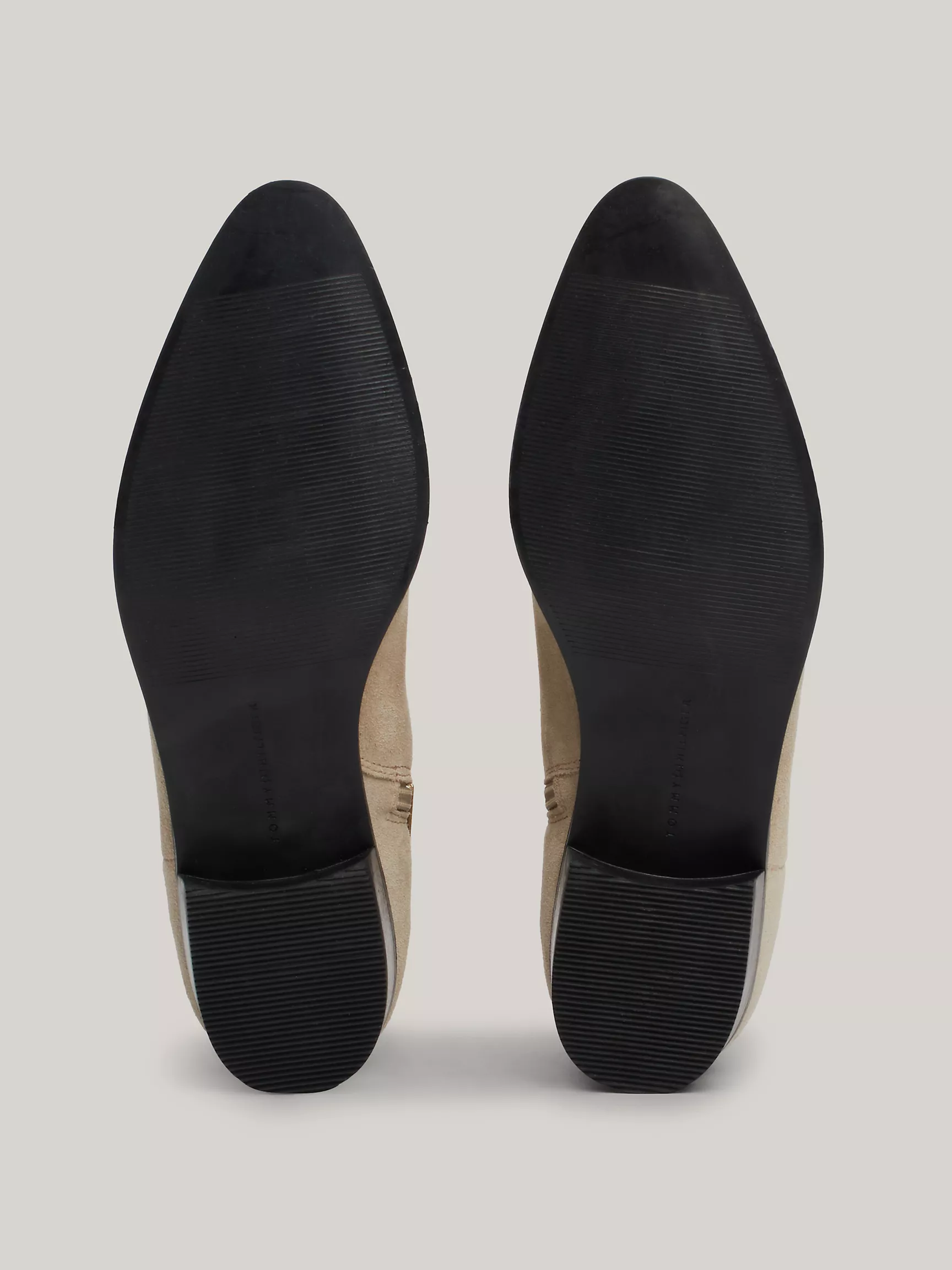 Женские ботинки Tommy Hilfiger, Замшевые ковбойские ботильоны с монограммой