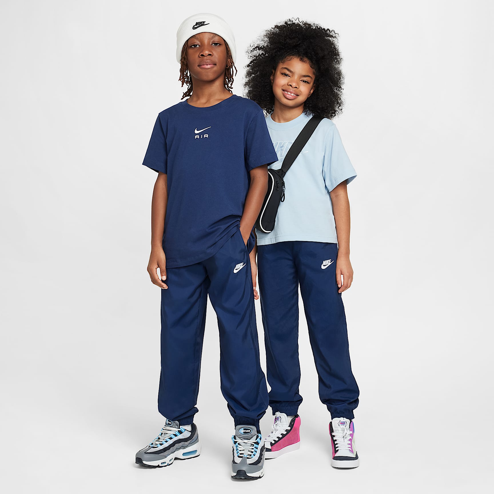 Nike Sportswear Club Big Kids' Woven Joggers