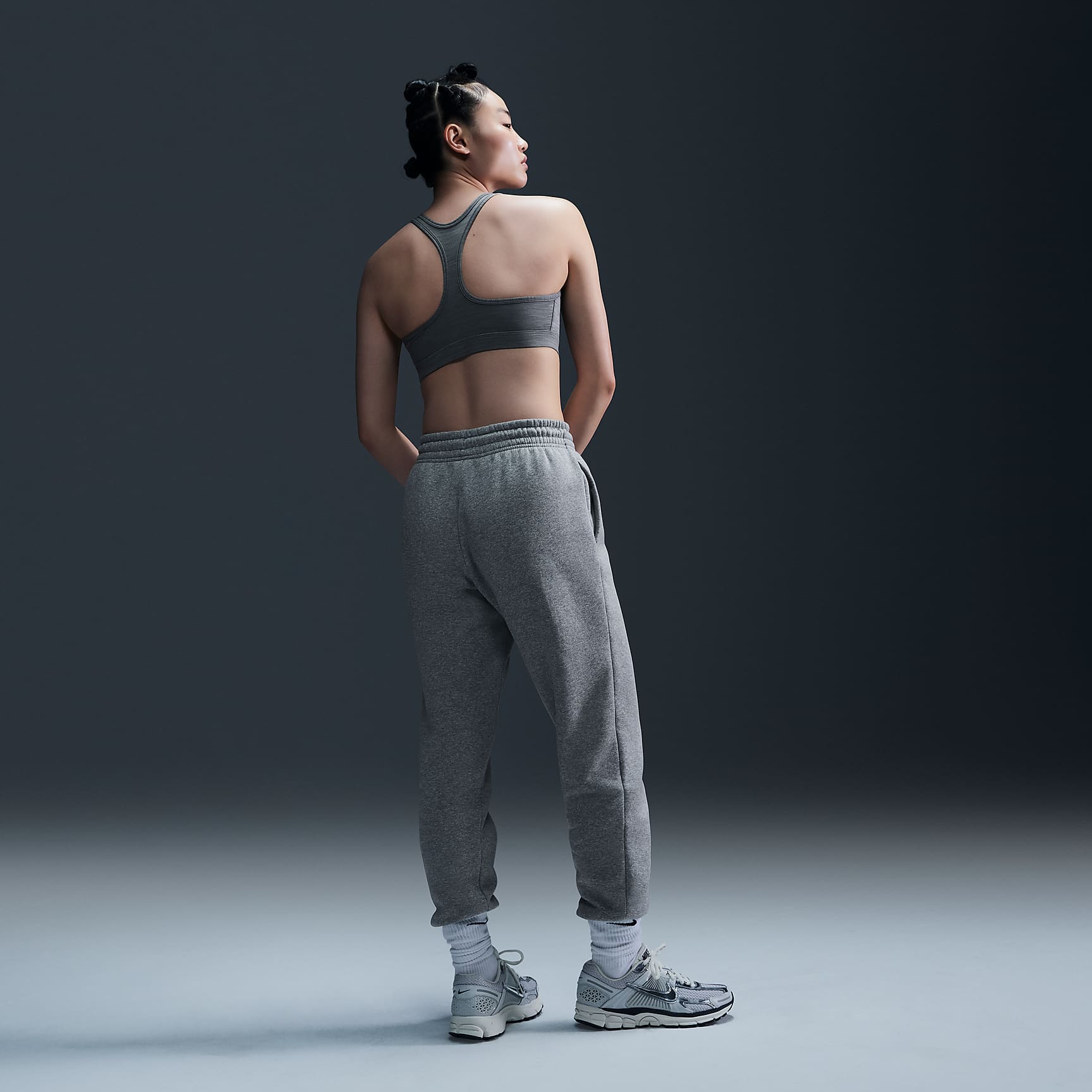 Nike Swoosh Light Support Women's Non-Padded Sports Bra
