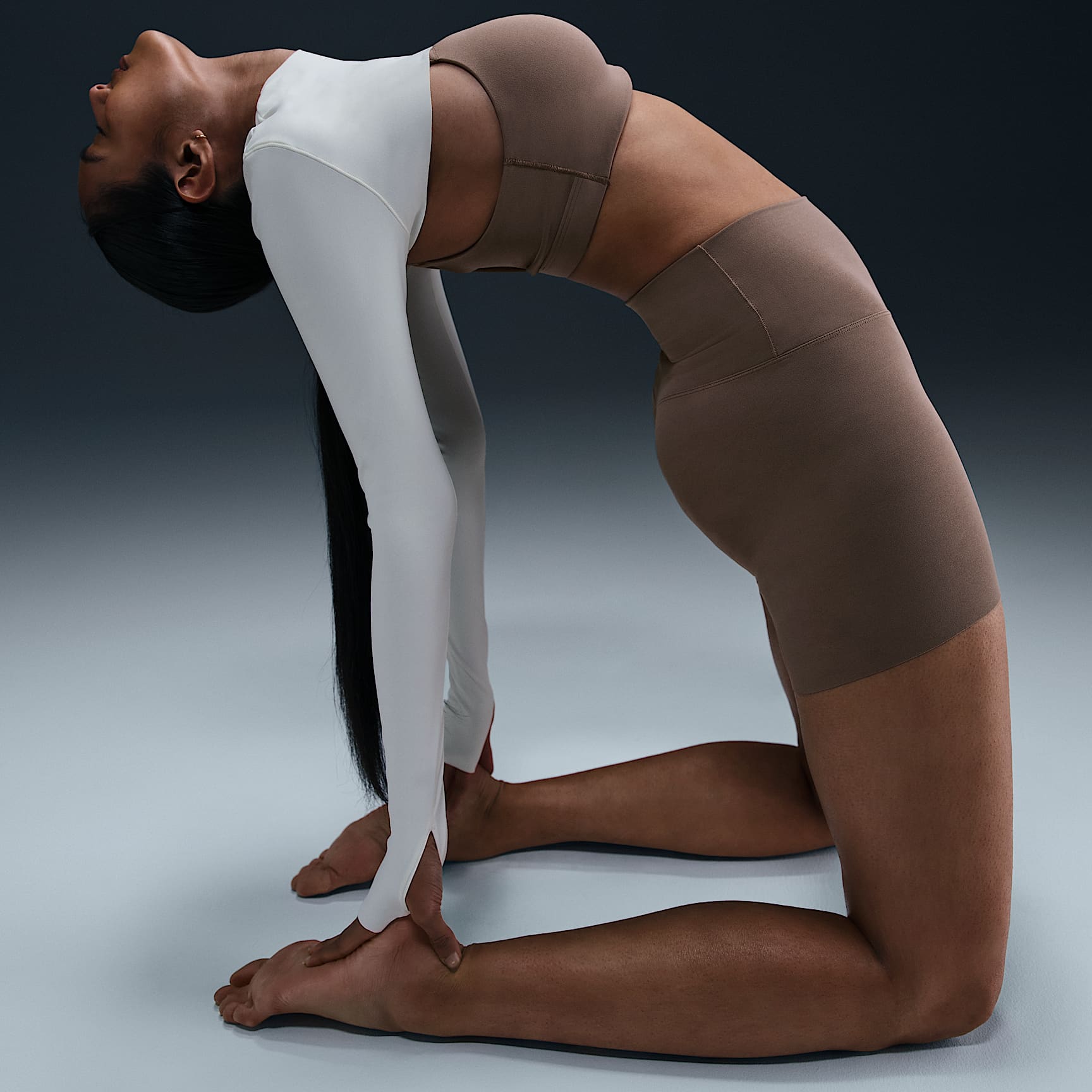 Nike Zenvy Women's Dri-FIT Long-Sleeve Shrug Top