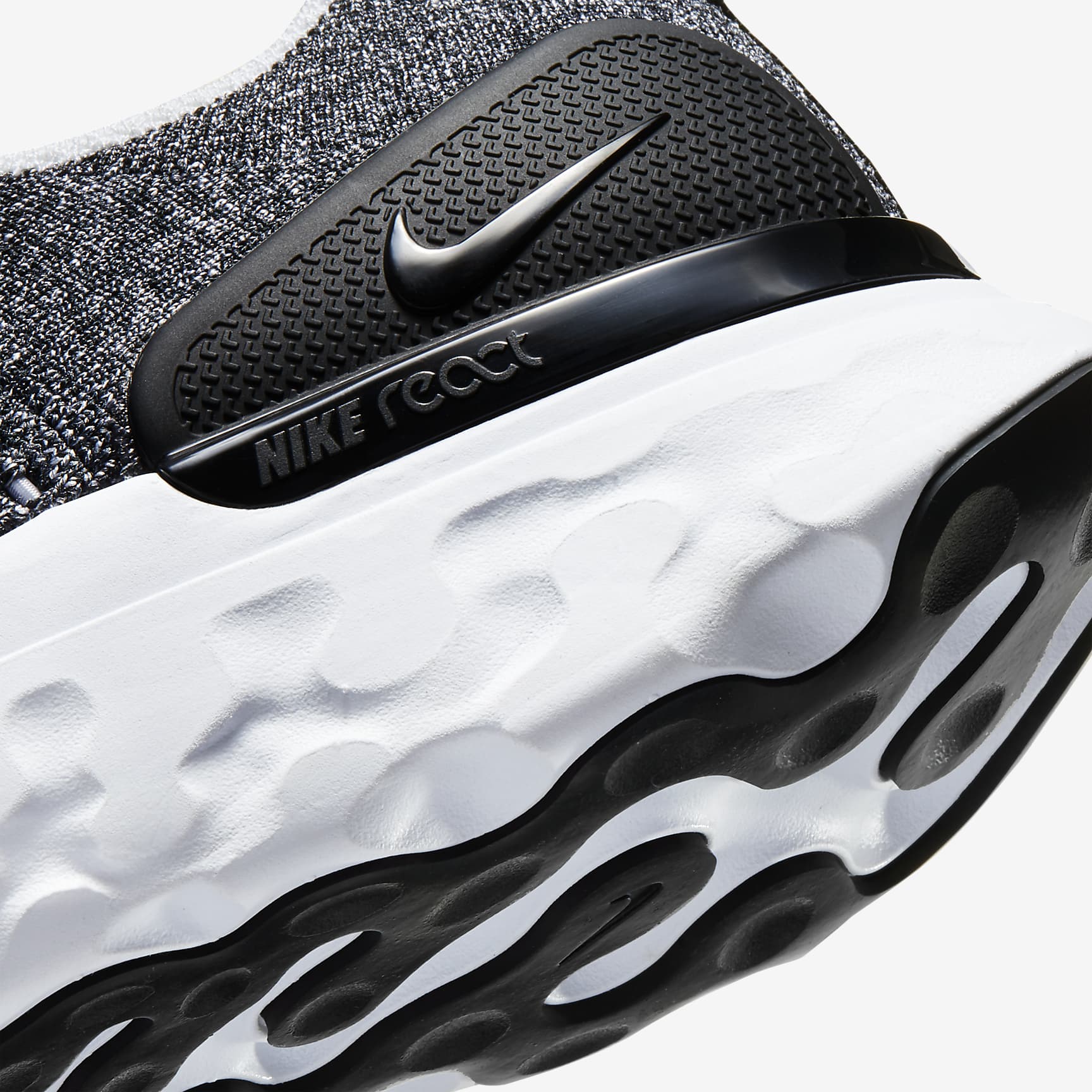 Nike React Phantom Run Flyknit 2 Men's Road Running Shoes