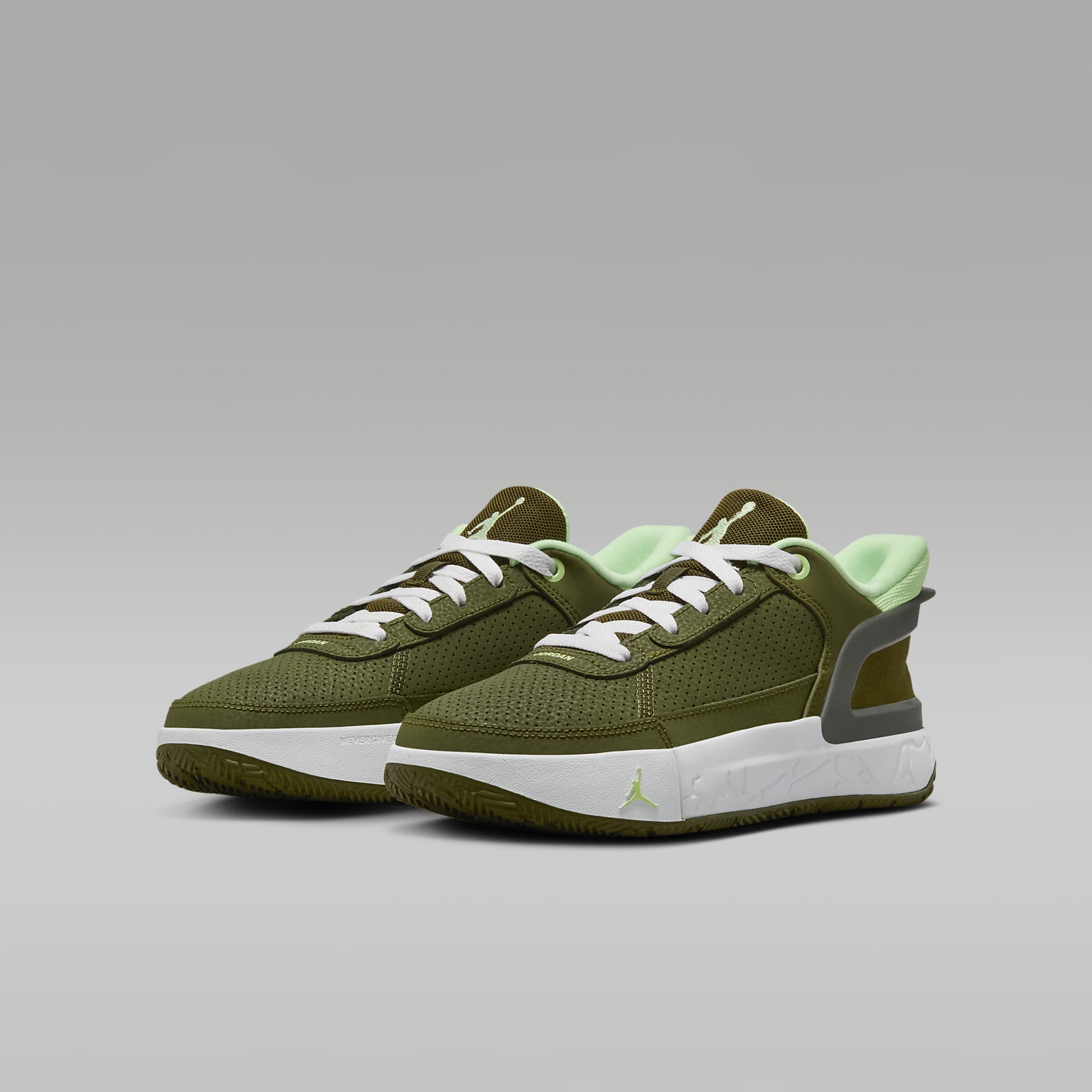 Jordan DAY1 EO Big Kids' Shoes