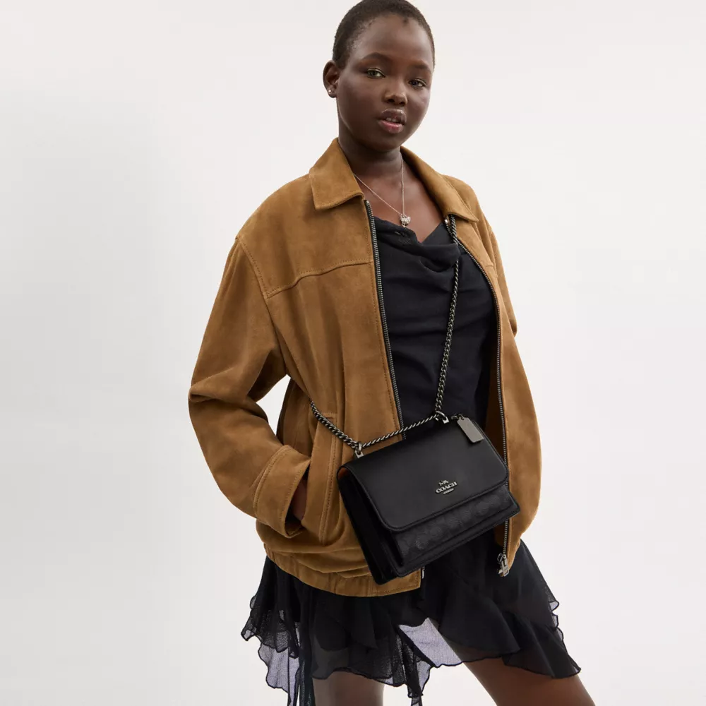 Сумка COACH Klare Crossbody Bag In Signature Canvas