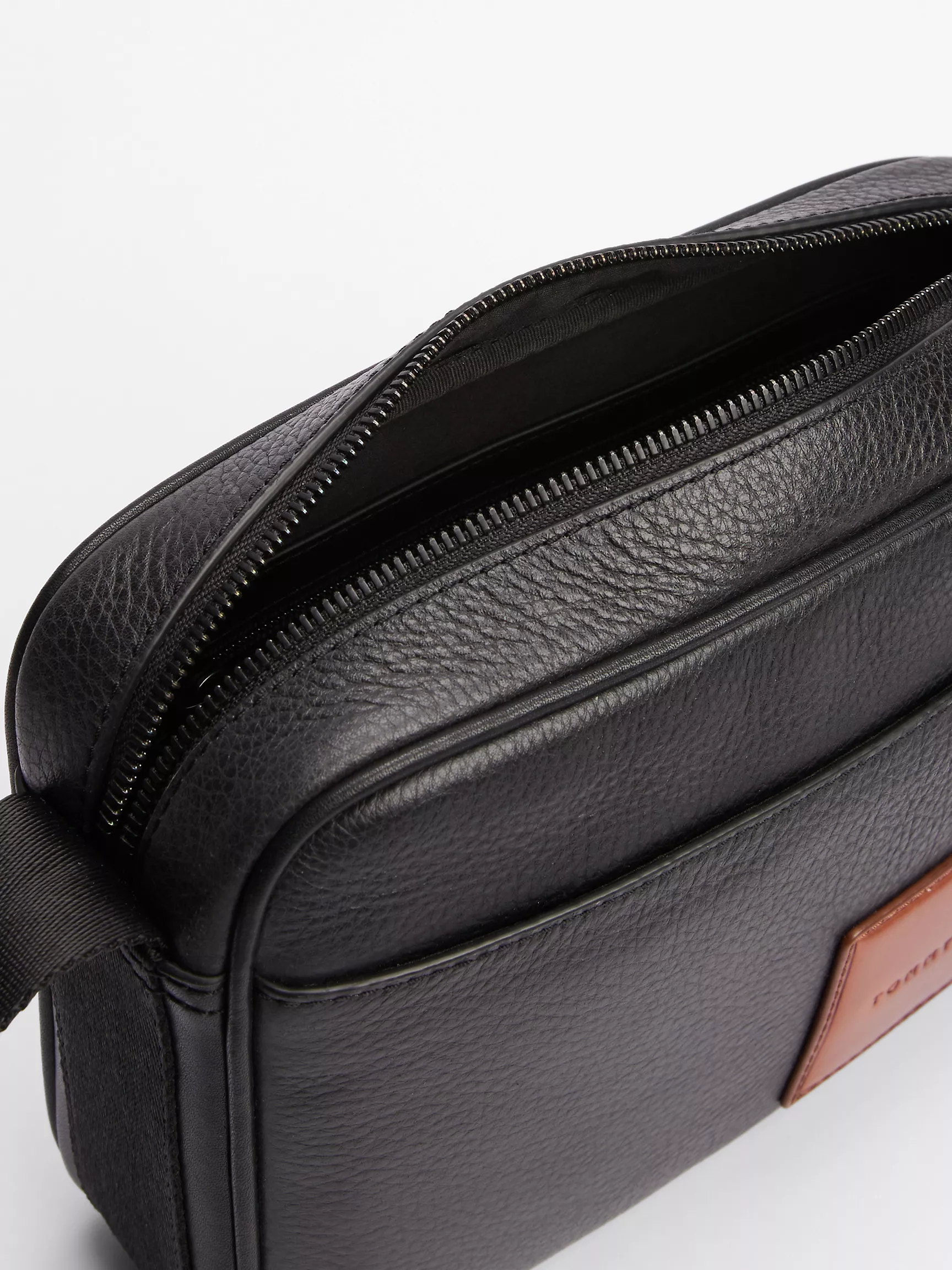 Мужская сумка Tommy Hilfiger, Кожаная кроссбоди-сумка Tommy Casual Prep