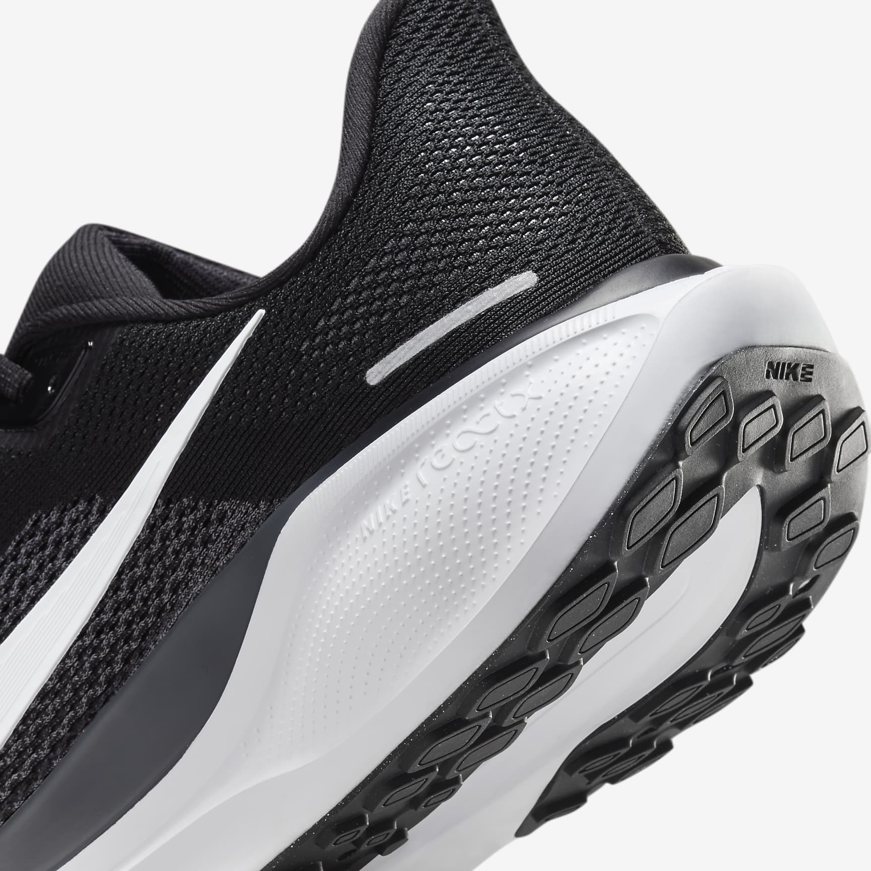 Nike Pegasus 41 Men's Road Running Shoes (Extra Wide)