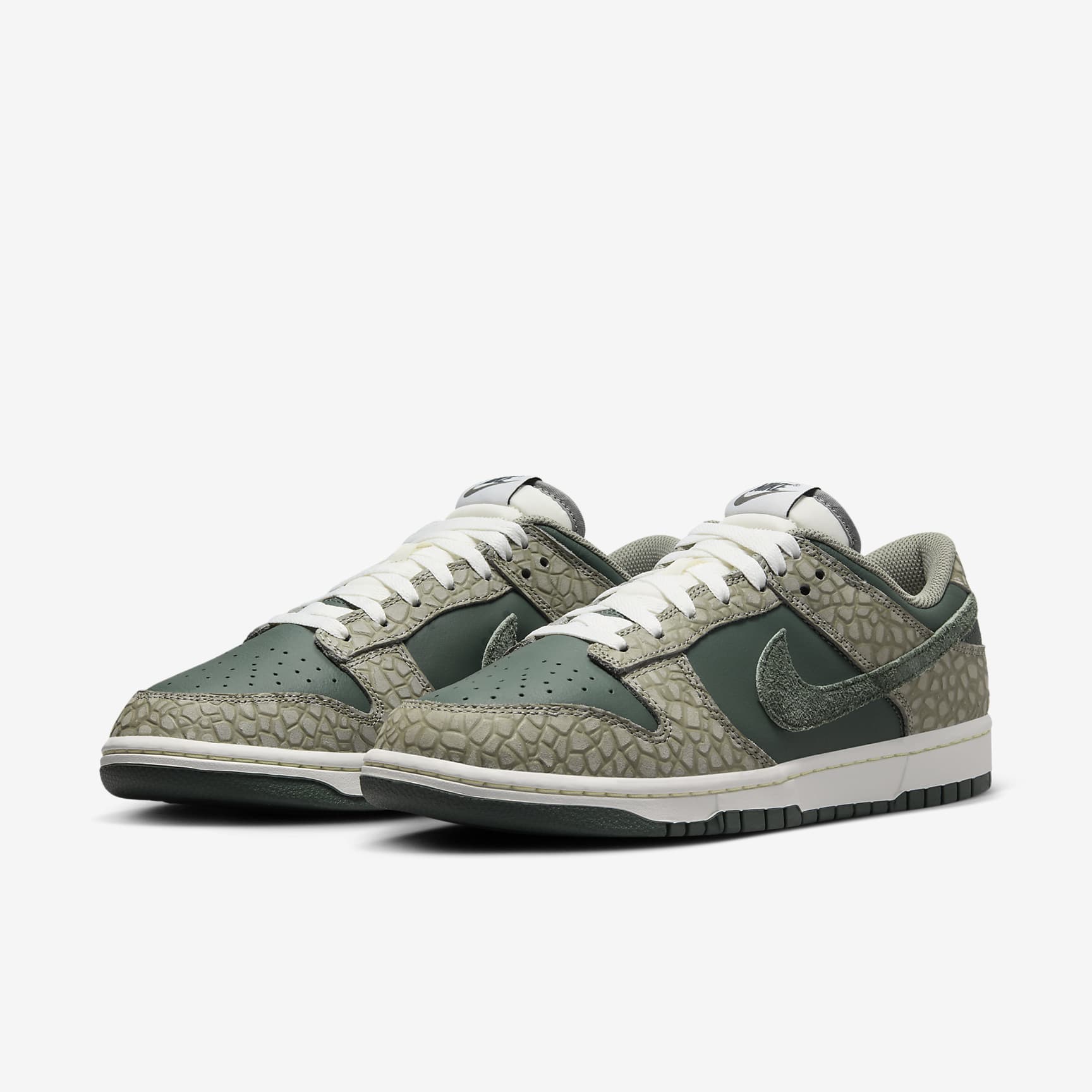 Nike Dunk Low Retro Premium Men's Shoes