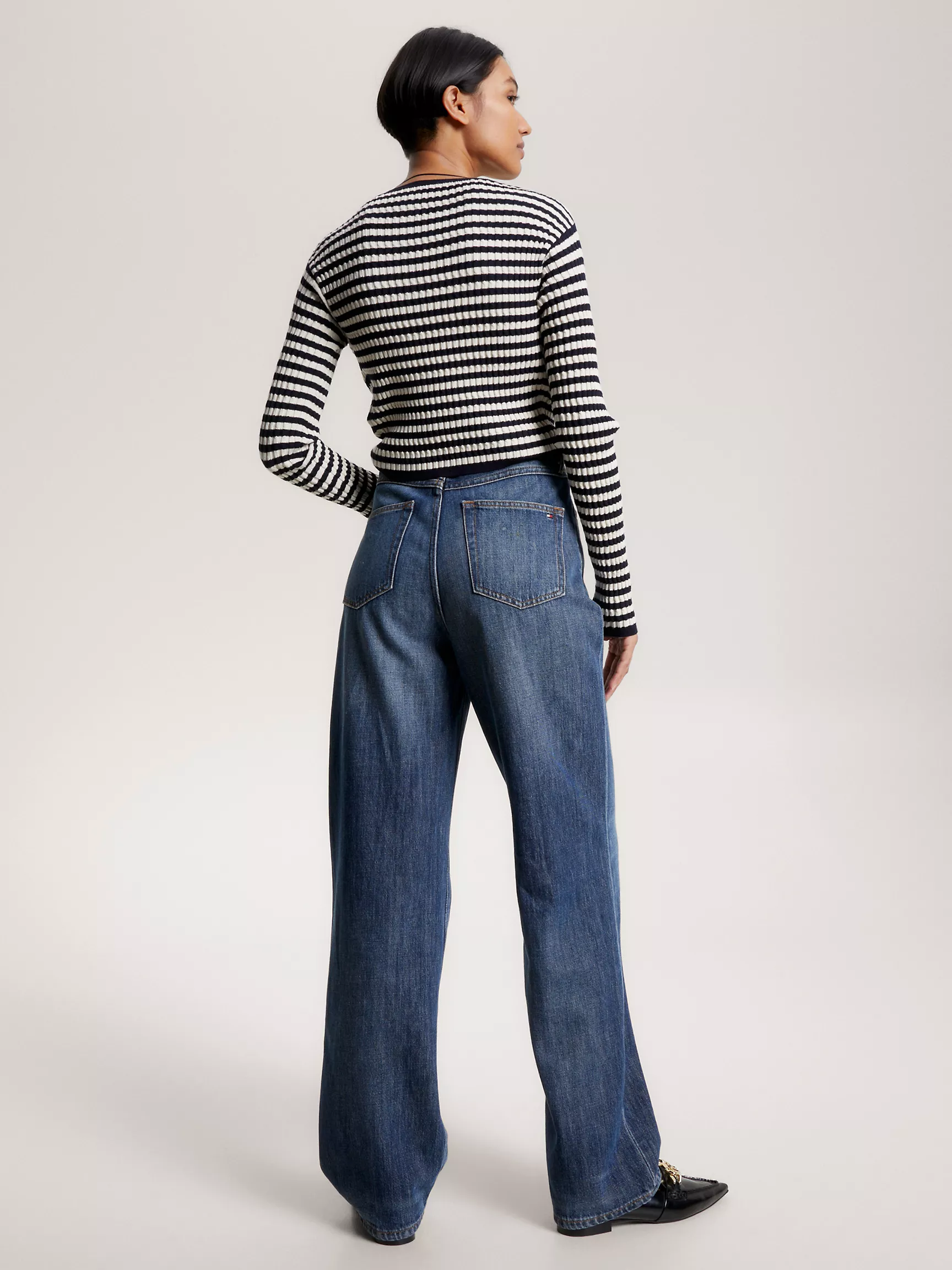 Женский свитер Tommy Hilfiger, Укороченный вязаный свитер с узором "косы"