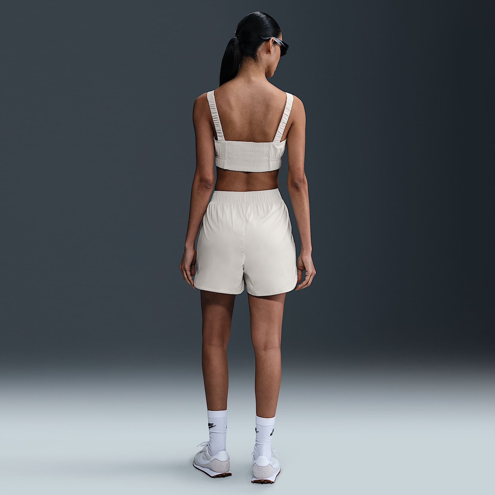 Nike Sportswear Chill Poplin Women's Slim Cropped Tank Top