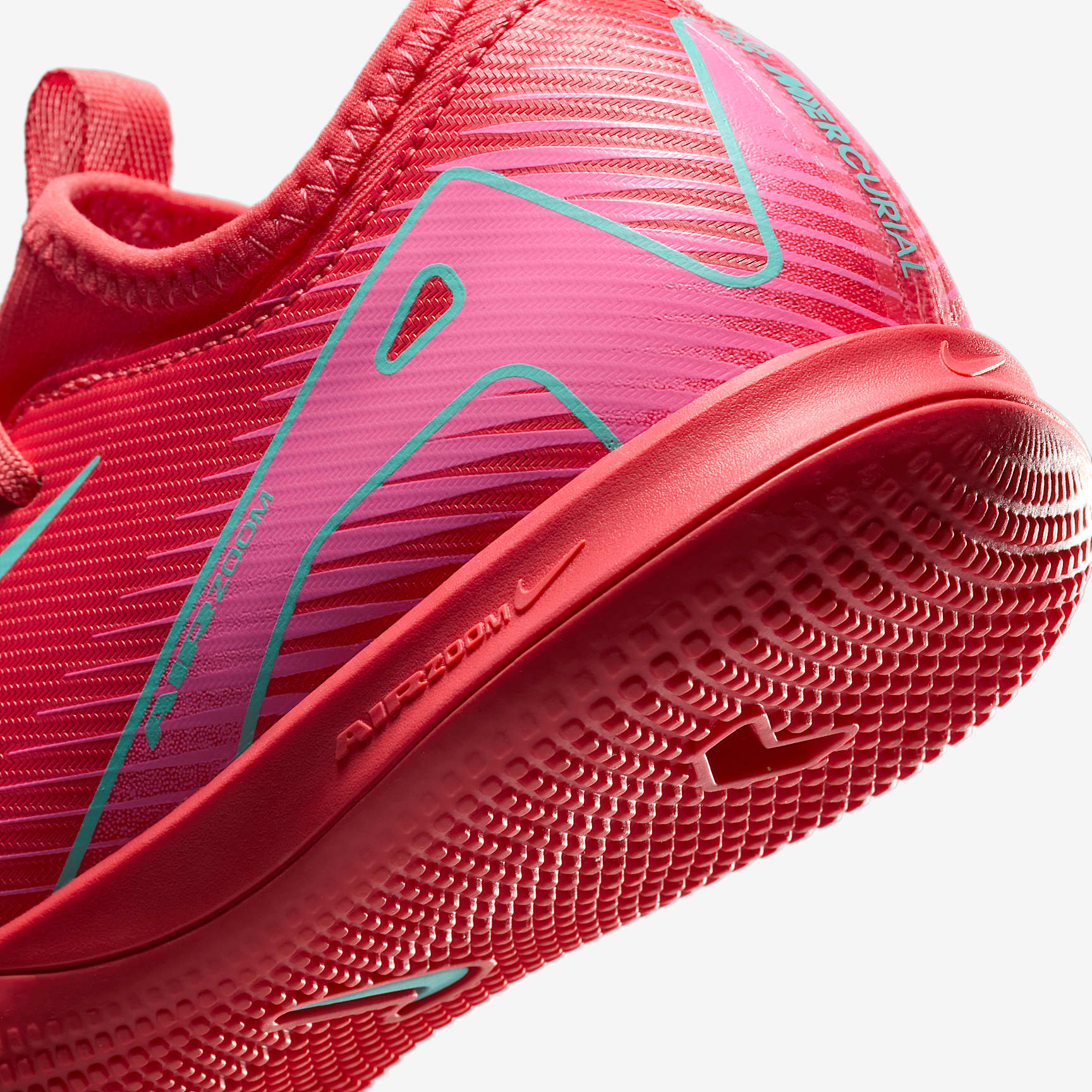 Nike Jr. Mercurial Vapor 16 Academy Little/Big Kids' IC Low-Top Soccer Shoes