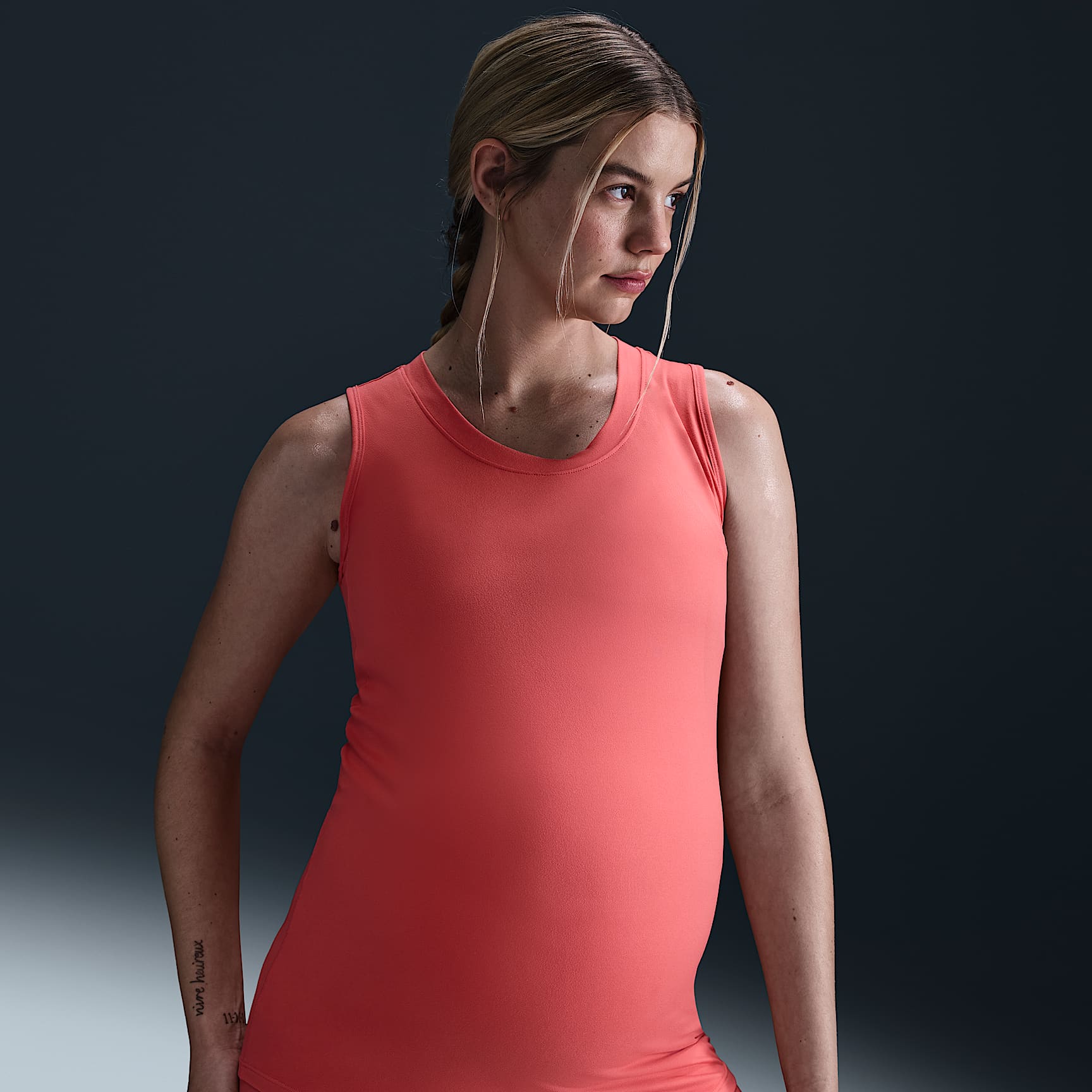 Nike (M) One Women's Dri-FIT Slim-Fit Tank Top (Maternity)