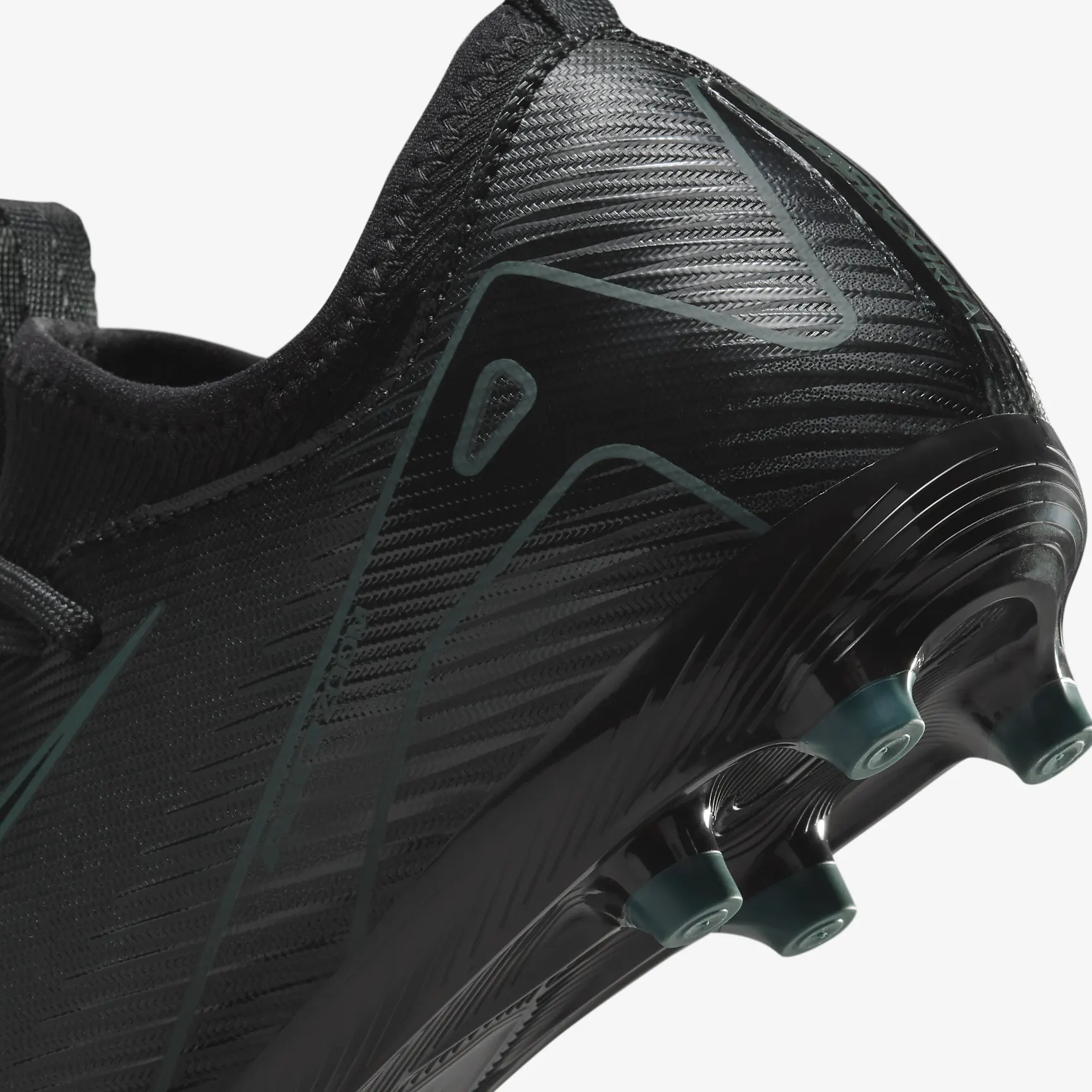 Nike Jr. Mercurial Vapor 16 Academy Little/Big Kids' MG Low-Top Soccer Cleats