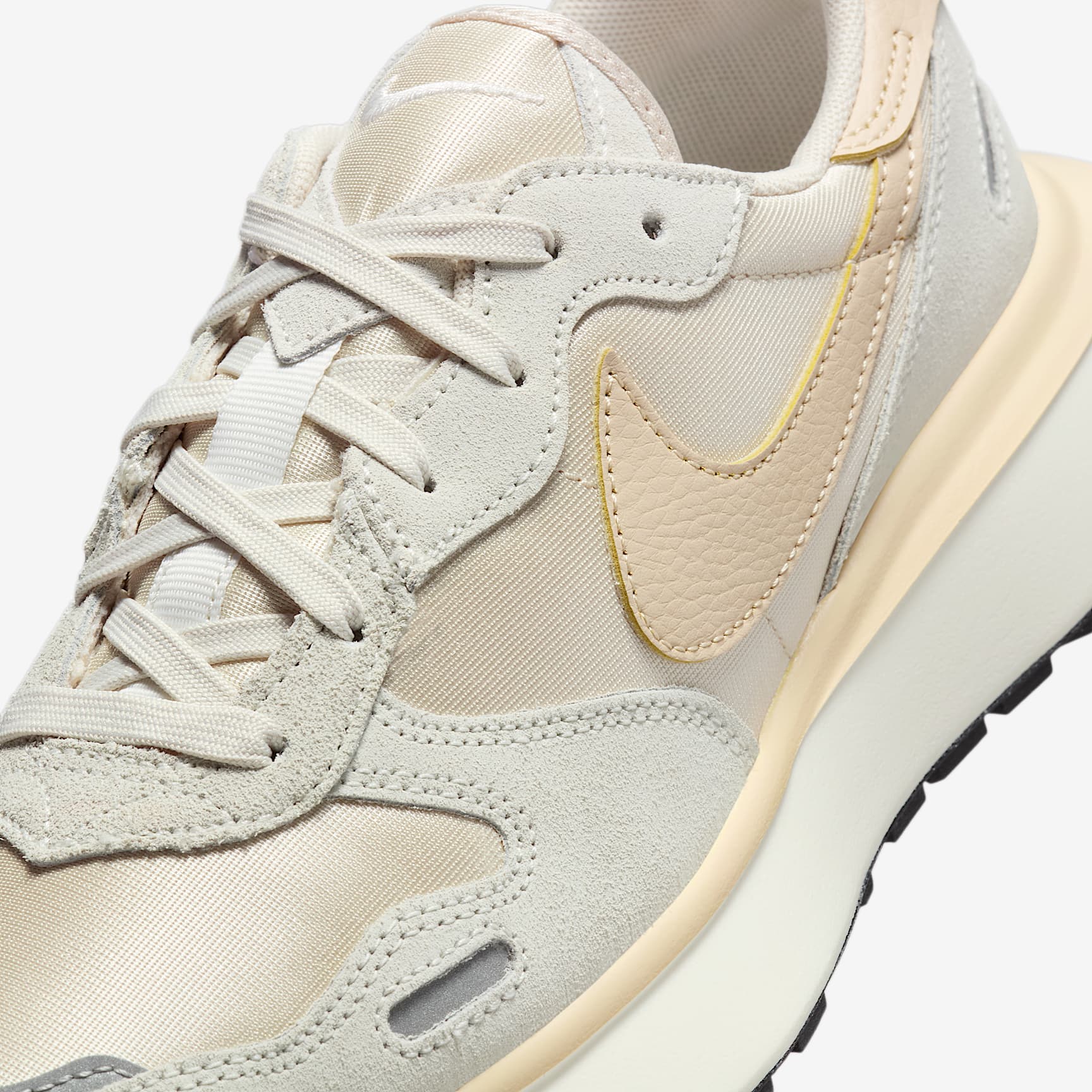 Nike Phoenix Waffle Women's Shoes