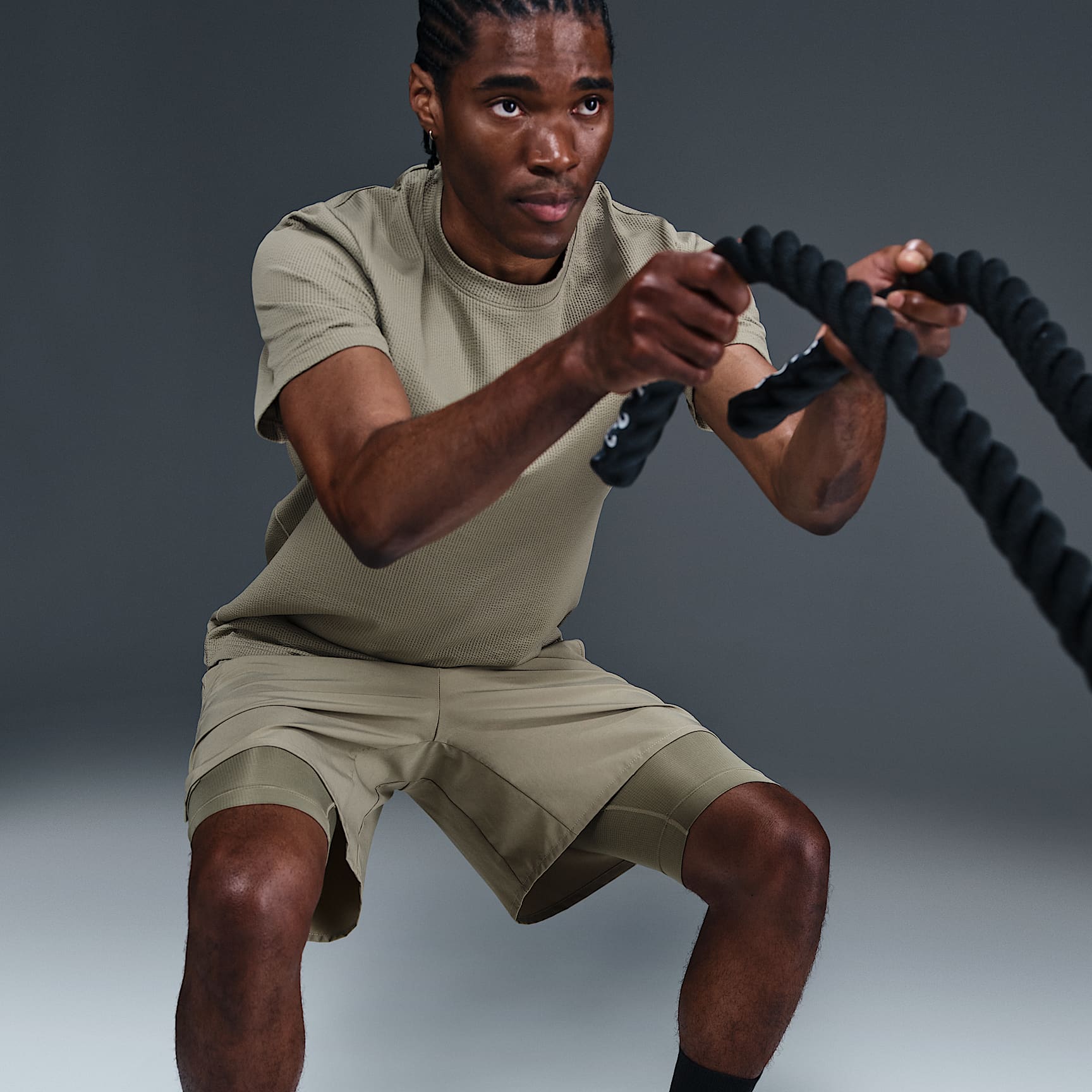 Nike Primary Men's Dri-FIT Short-Sleeve Versatile Top