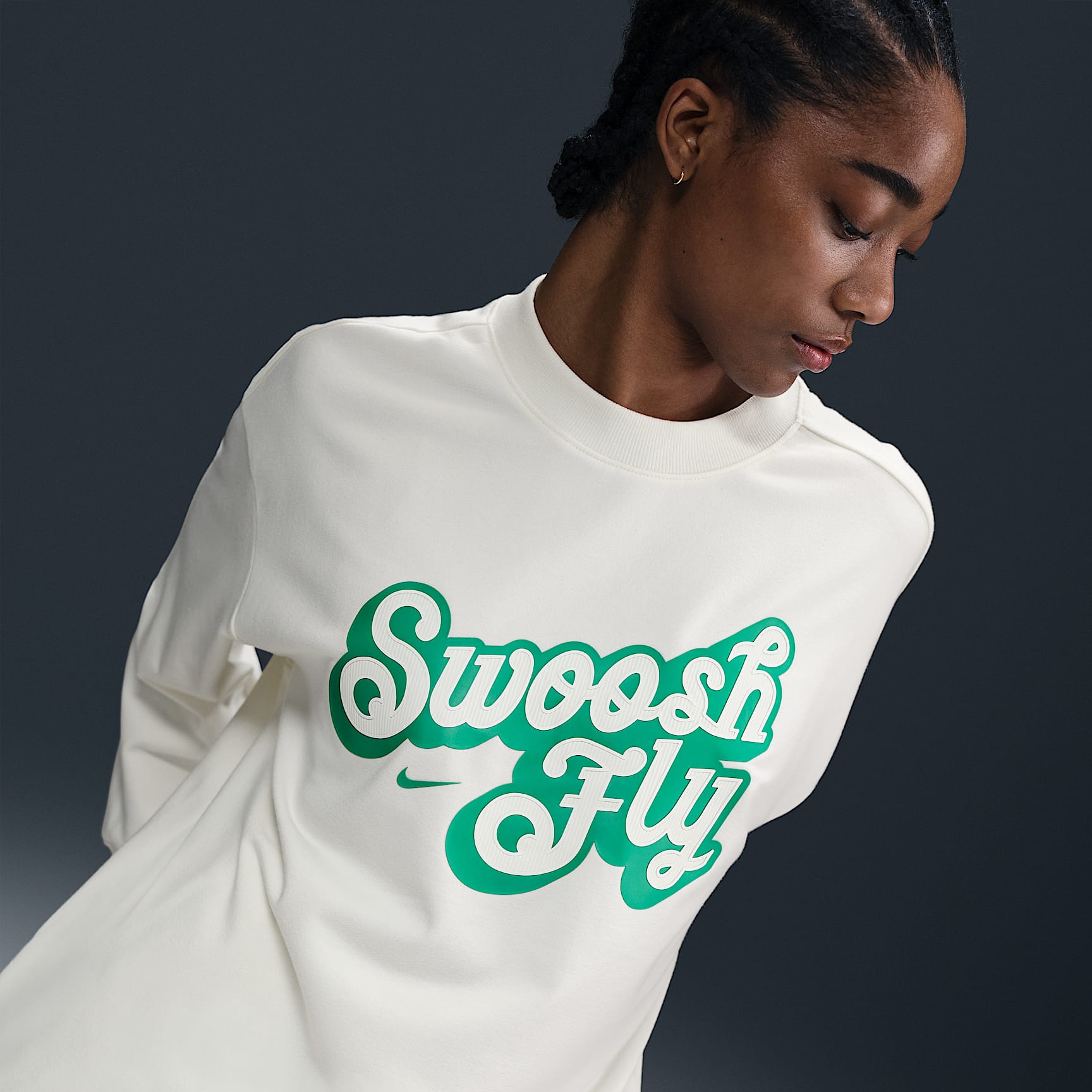 Nike Swoosh Fly Women's Dri-FIT Oversized French Terry Basketball Sweatshirt