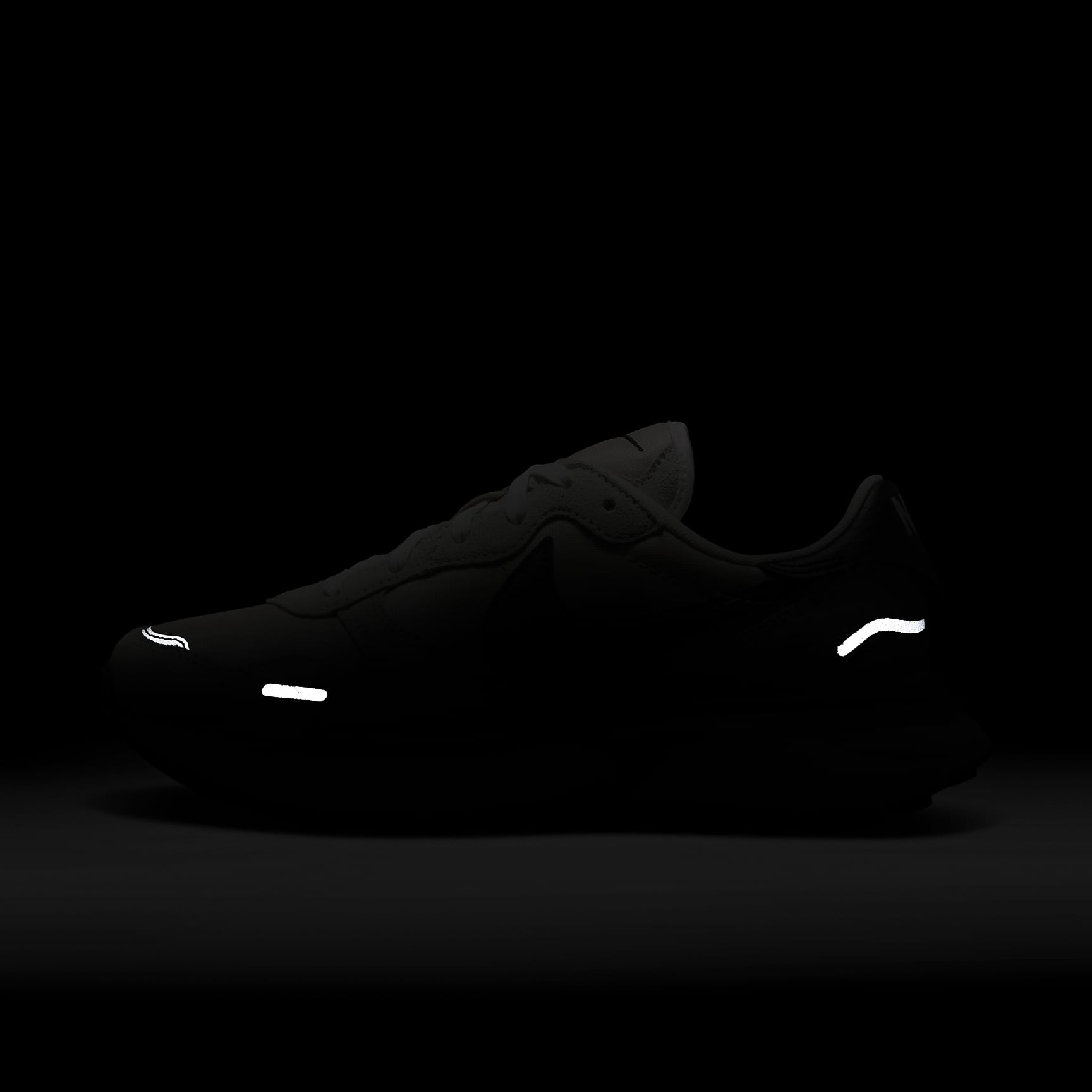 Nike Phoenix Waffle Women's Shoes