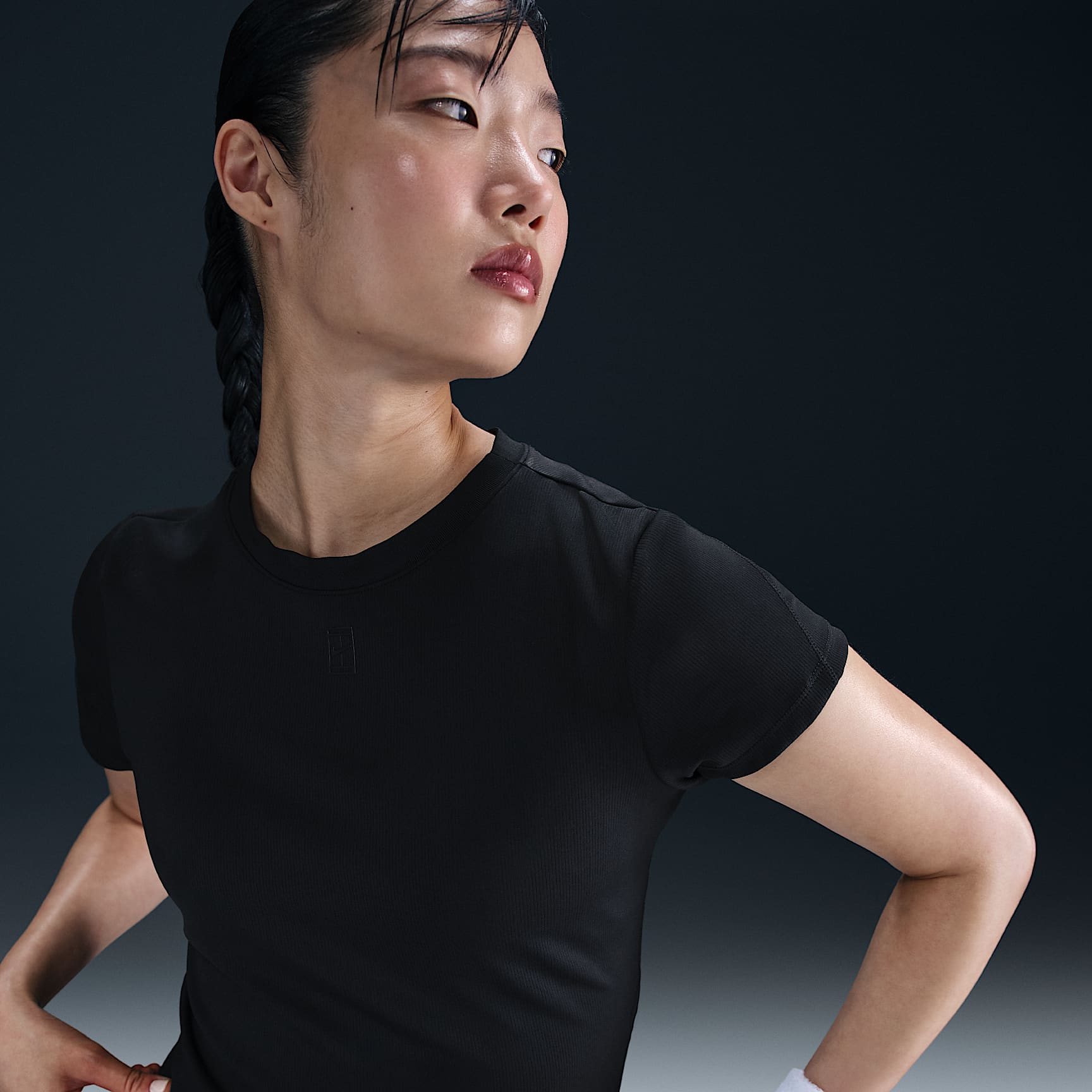 NikeCourt Advantage Women's Dri-FIT Short-Sleeve Tennis Top