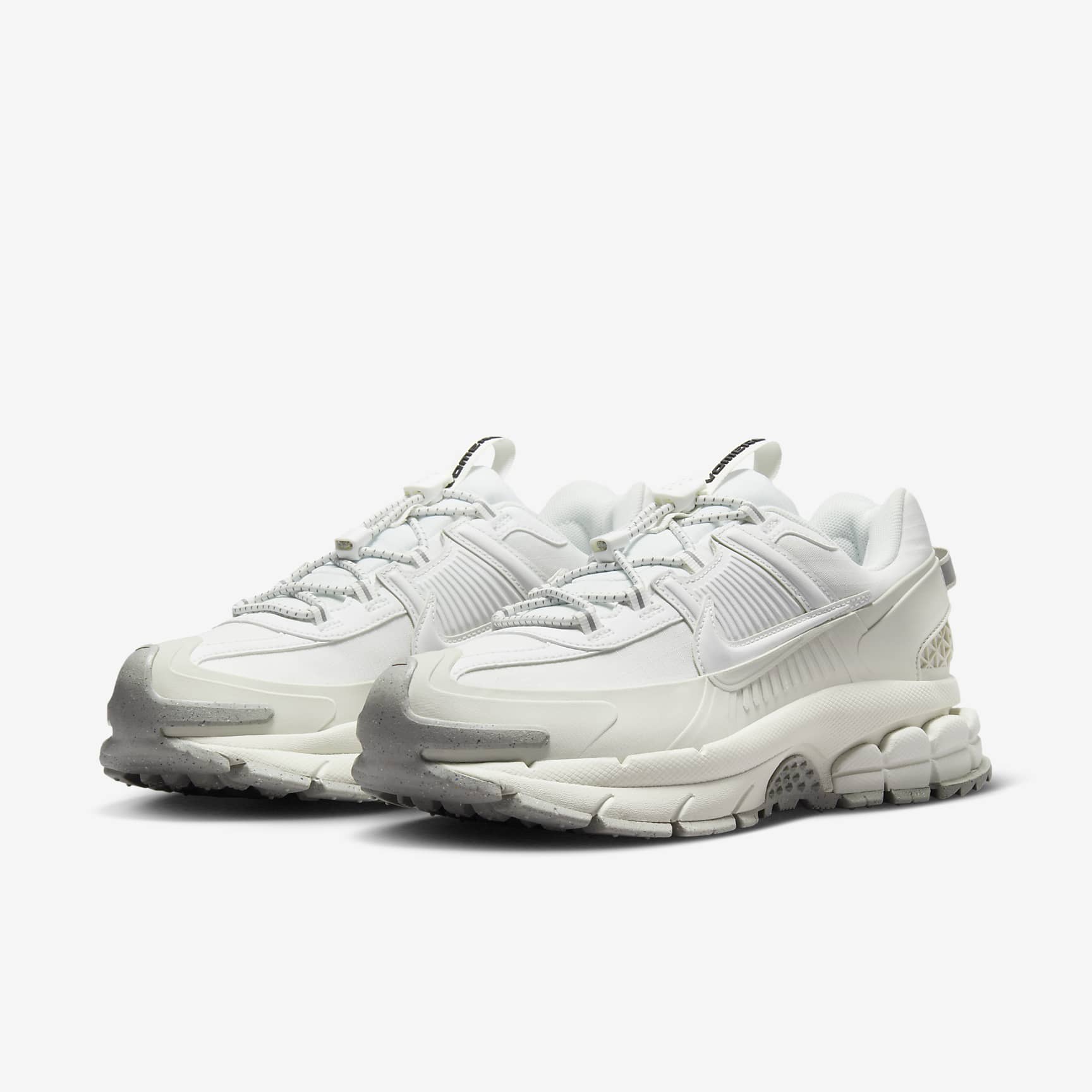 Nike Zoom Vomero Roam Women's Winterized Shoes