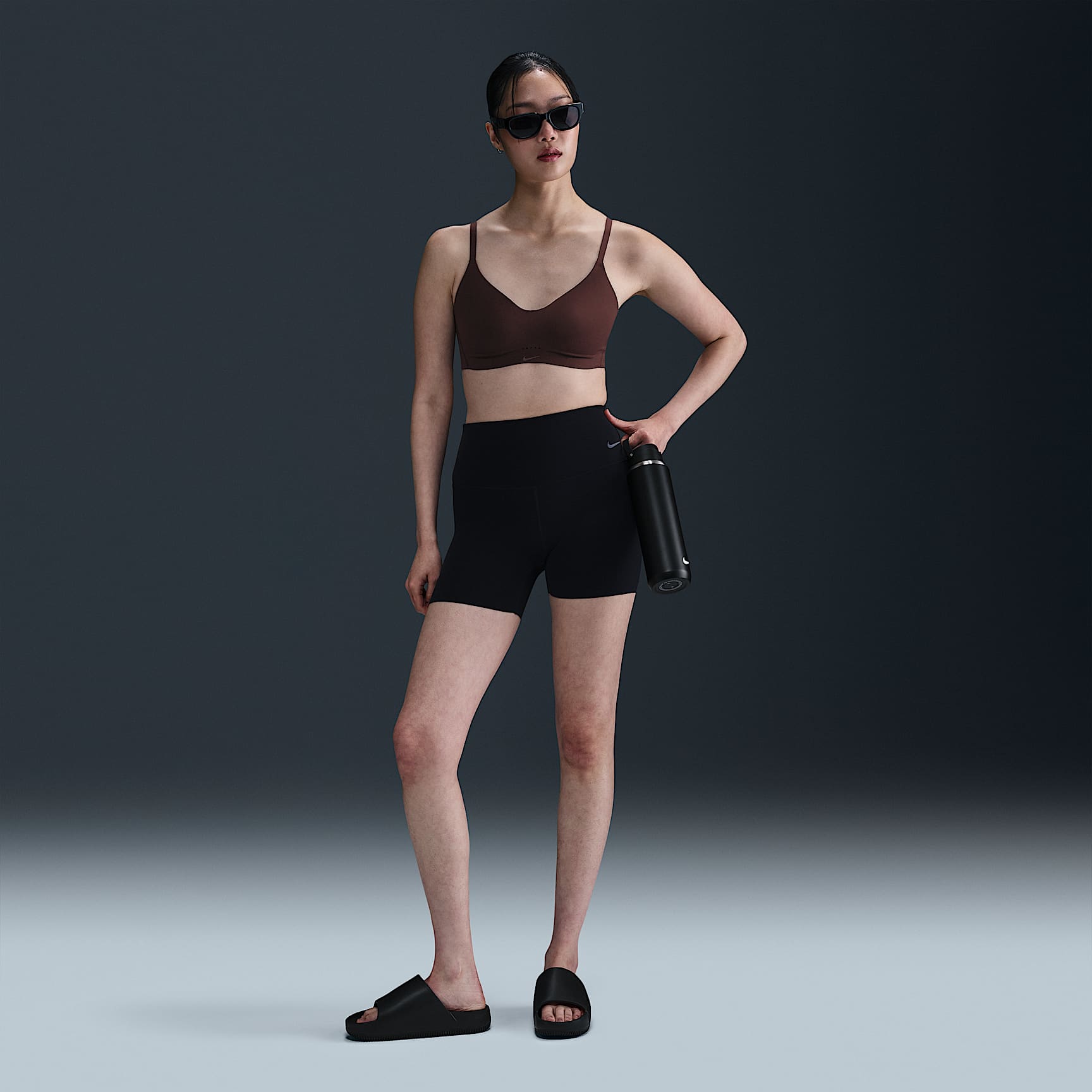 Nike Alate Minimalist Women's Light-Support Padded Convertible Sports Bra