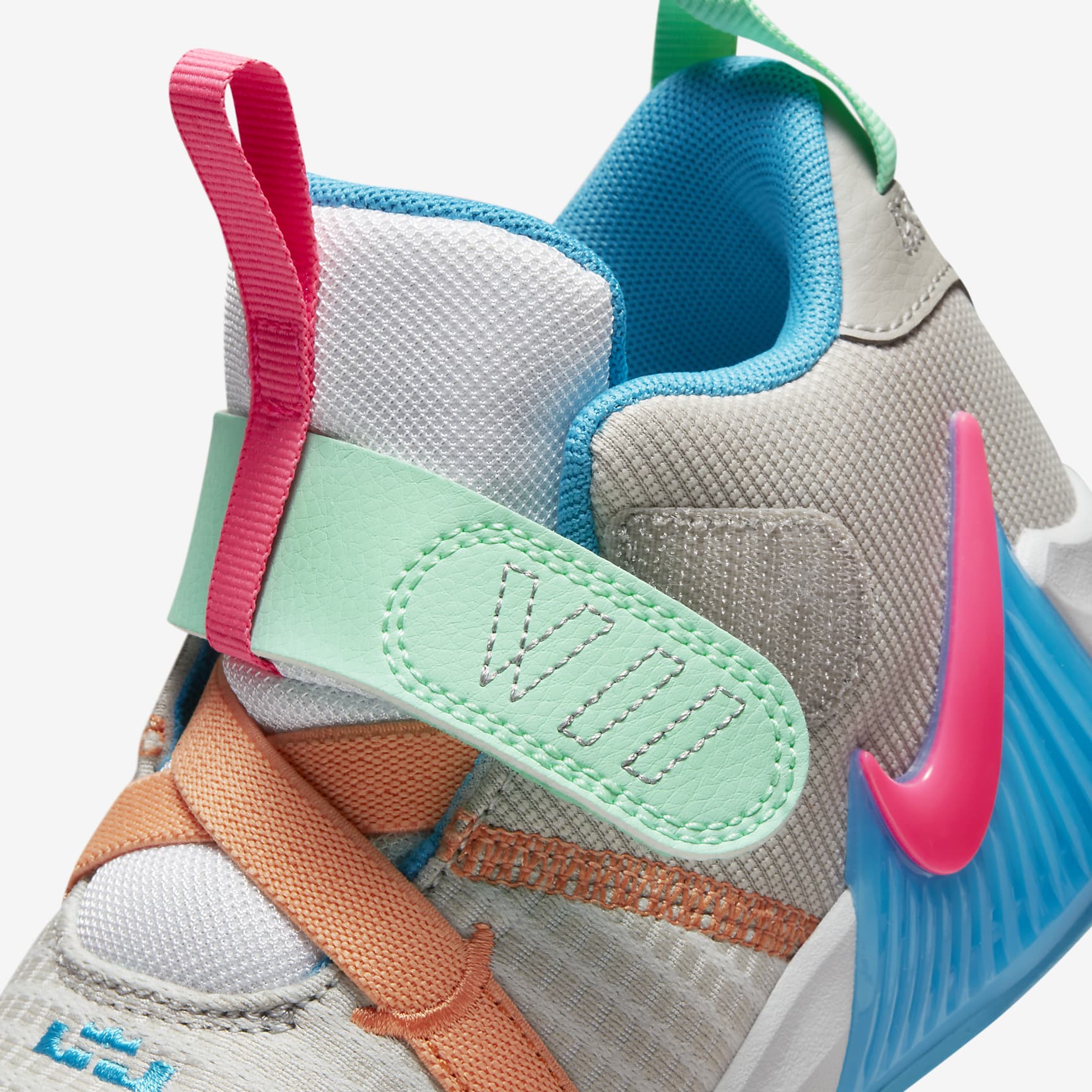 LeBron Witness 7 Little Kids' Shoes