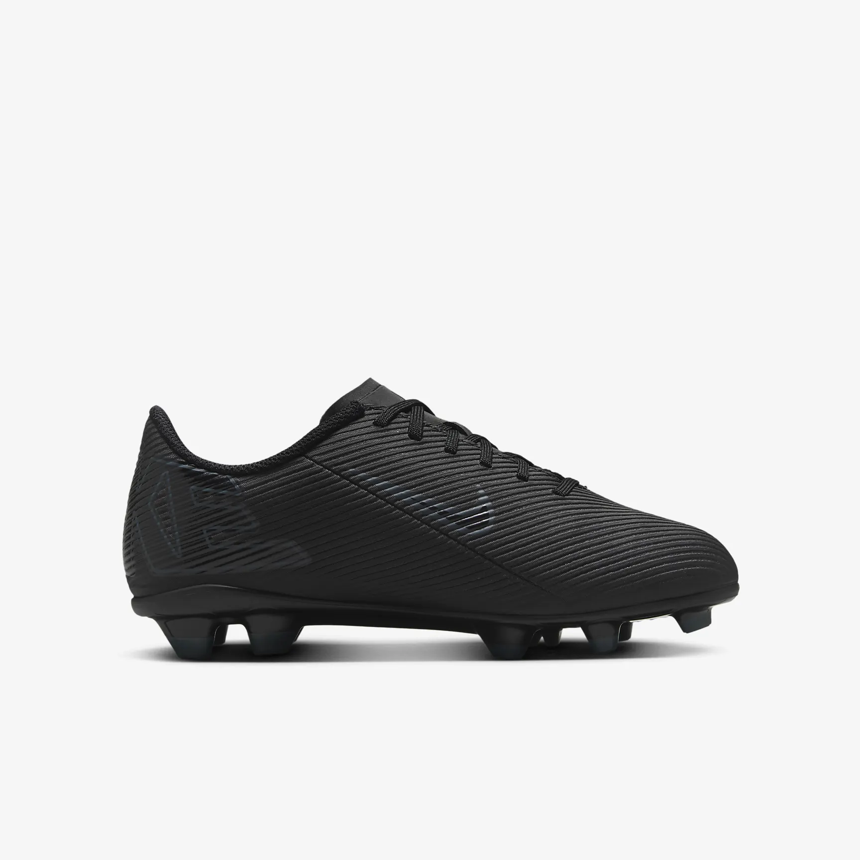 Nike Jr. Mercurial Vapor 16 Club Little/Big Kids' MG Low-Top Soccer Cleats