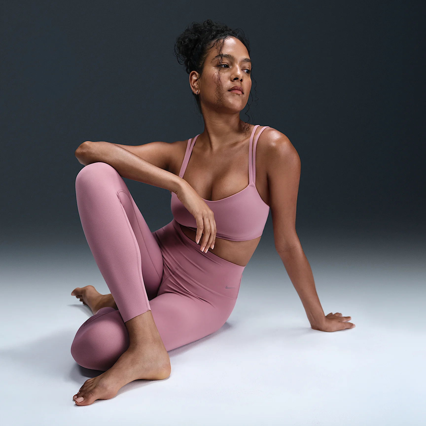 Nike Zenvy Women's Gentle-Support High-Waisted 7/8 Leggings