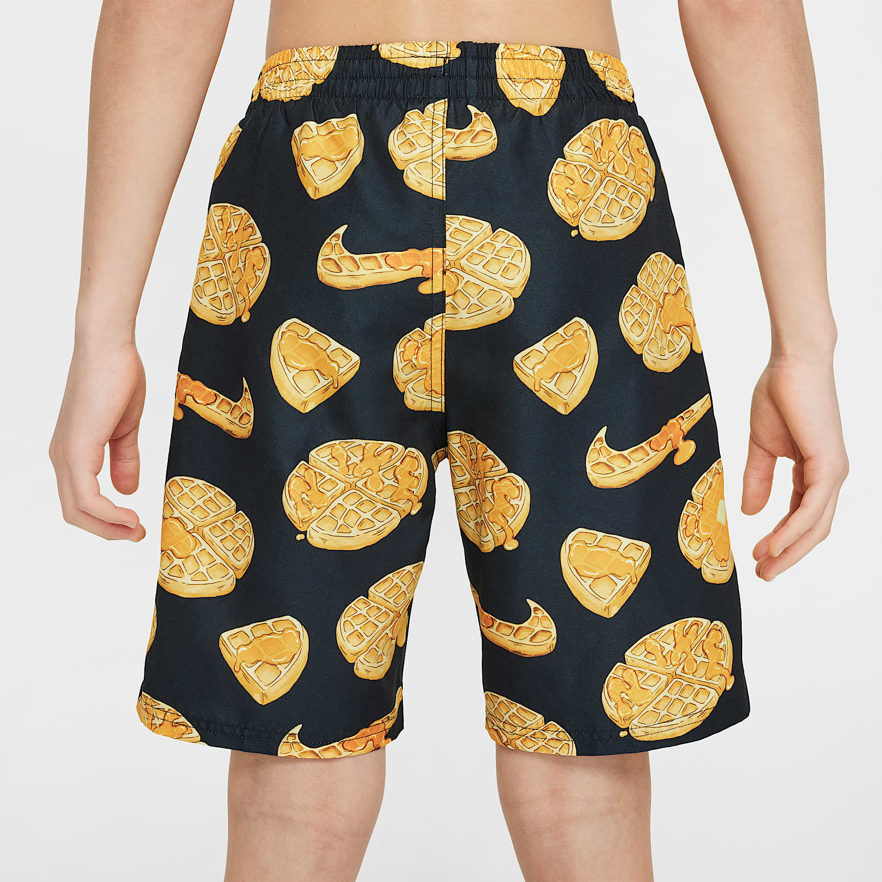 Nike Swim Breaker Big Kids' (Boys') 7" Brief-Lined Volley Shorts