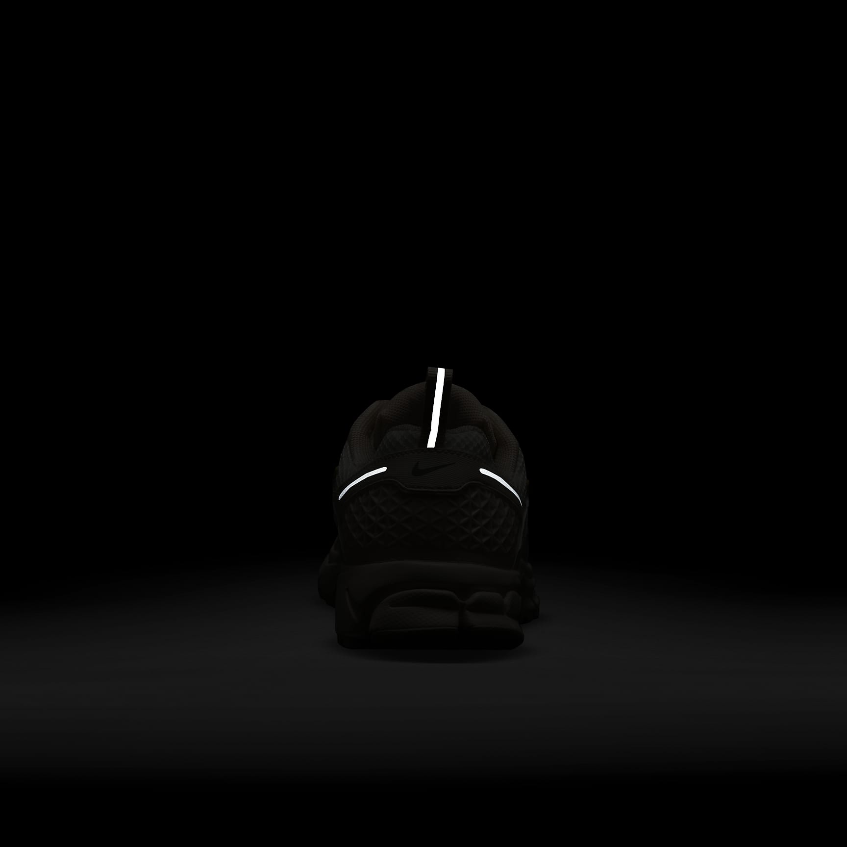 Nike Vomero 5 Big Kids' Shoes