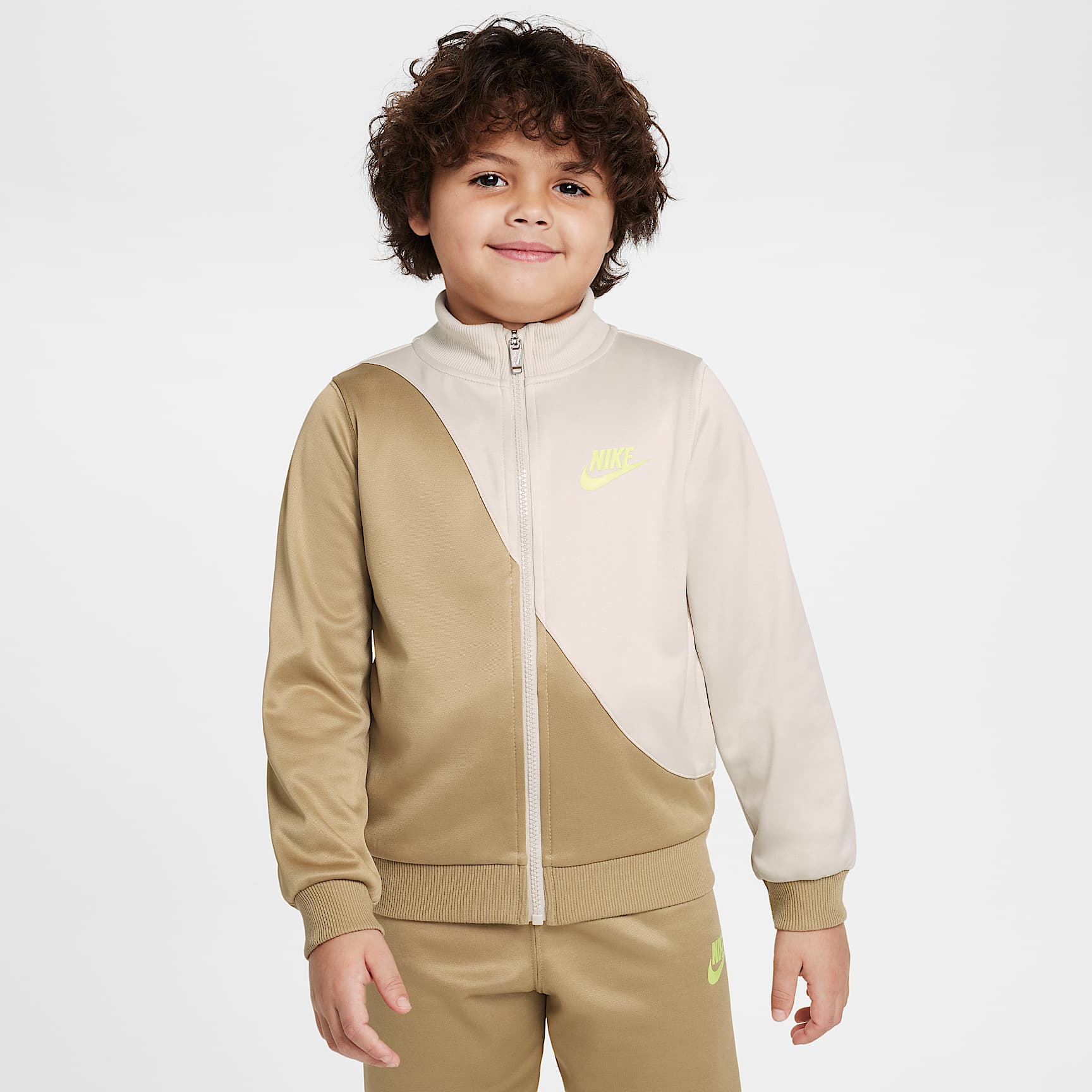 Nike Dri-FIT Sportswear Little Kids' On the Move 2-Piece Propus Set