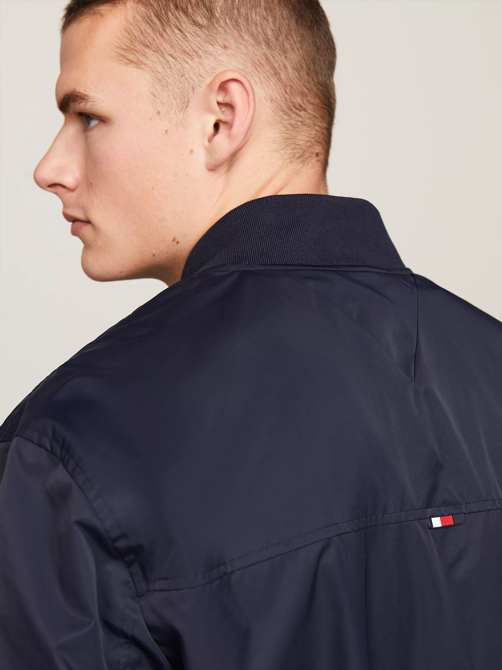 Мужская куртка Tommy Hilfiger, Двусторонняя водоотталкивающая бомбер-куртка