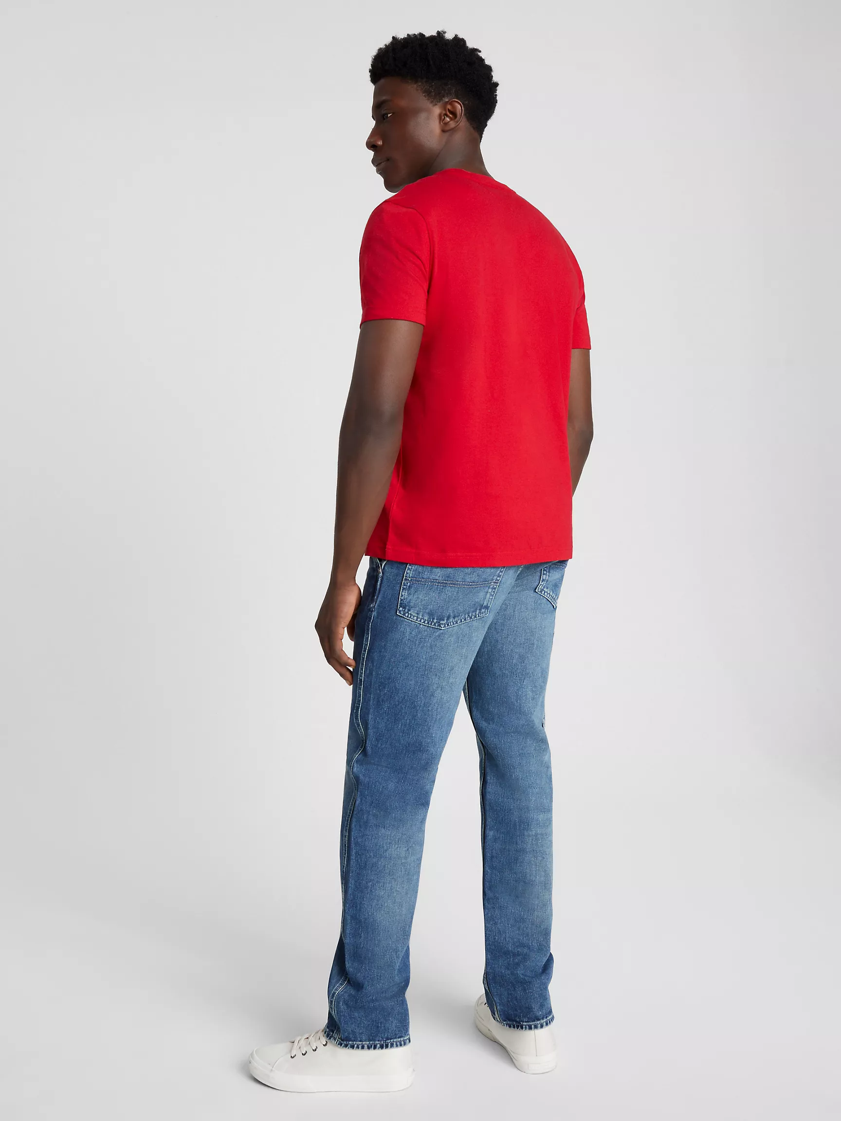 Мужская футболка Tommy Hilfiger, Однотонная футболка с карманом