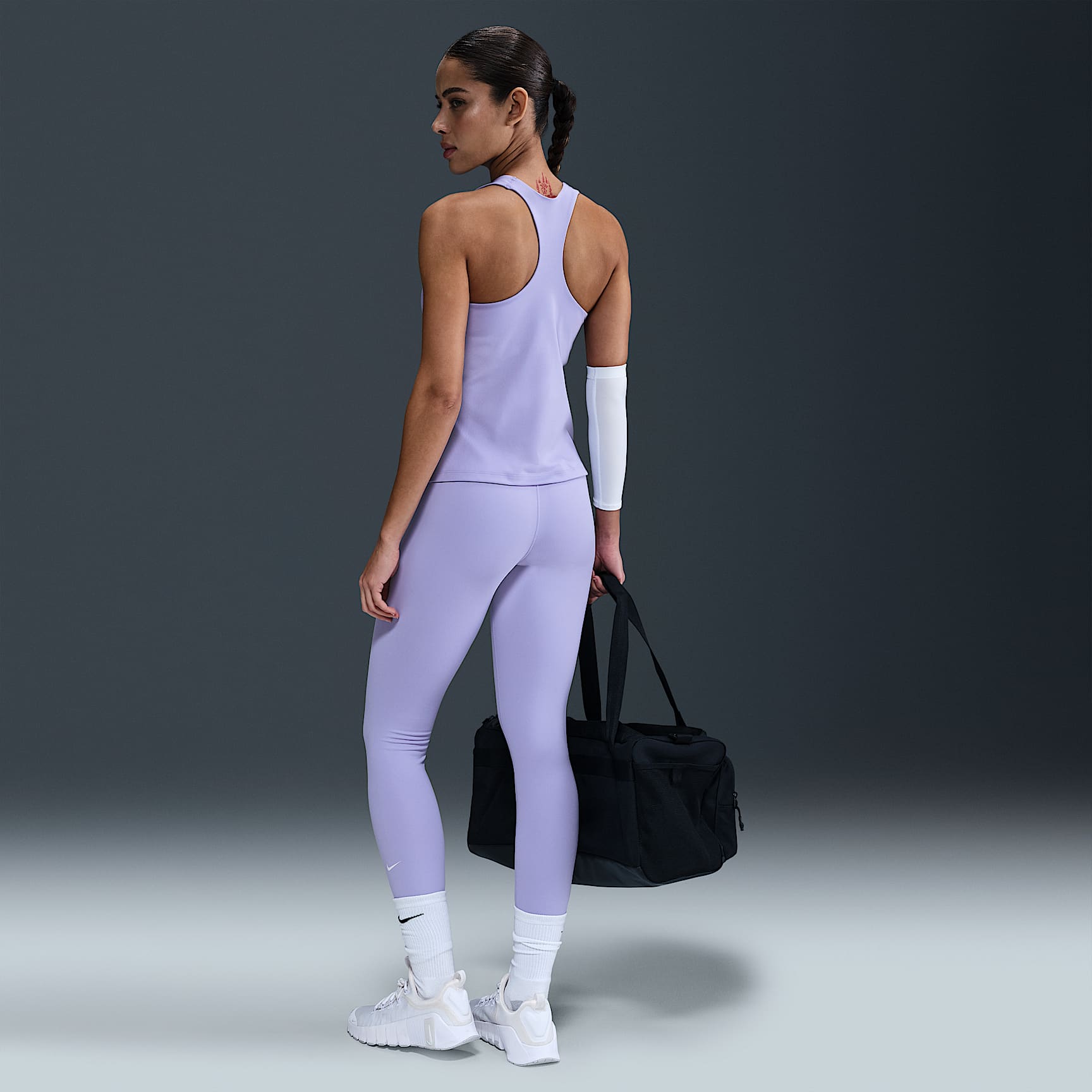 Nike Swoosh Women's Medium-Support Padded Sports Bra Tank