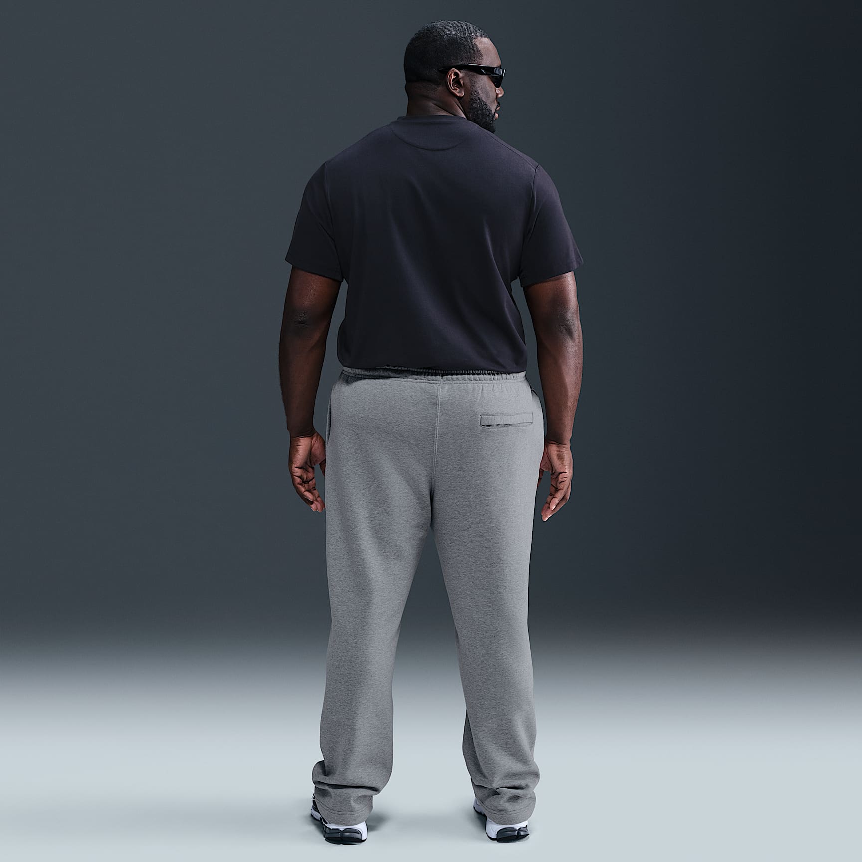 Nike Club Men's Open-Hem Fleece Pants