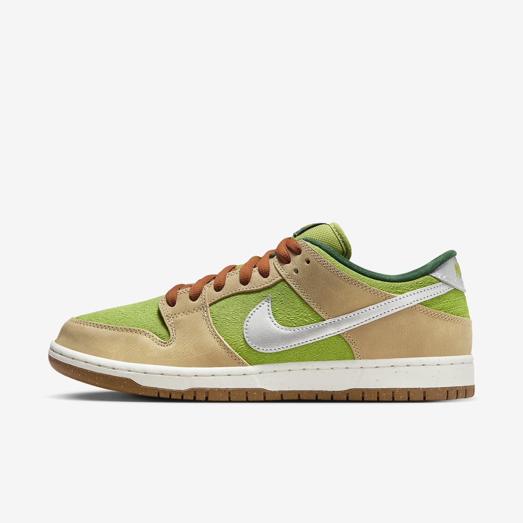 Nike SB Dunk Low Pro Skate Shoes