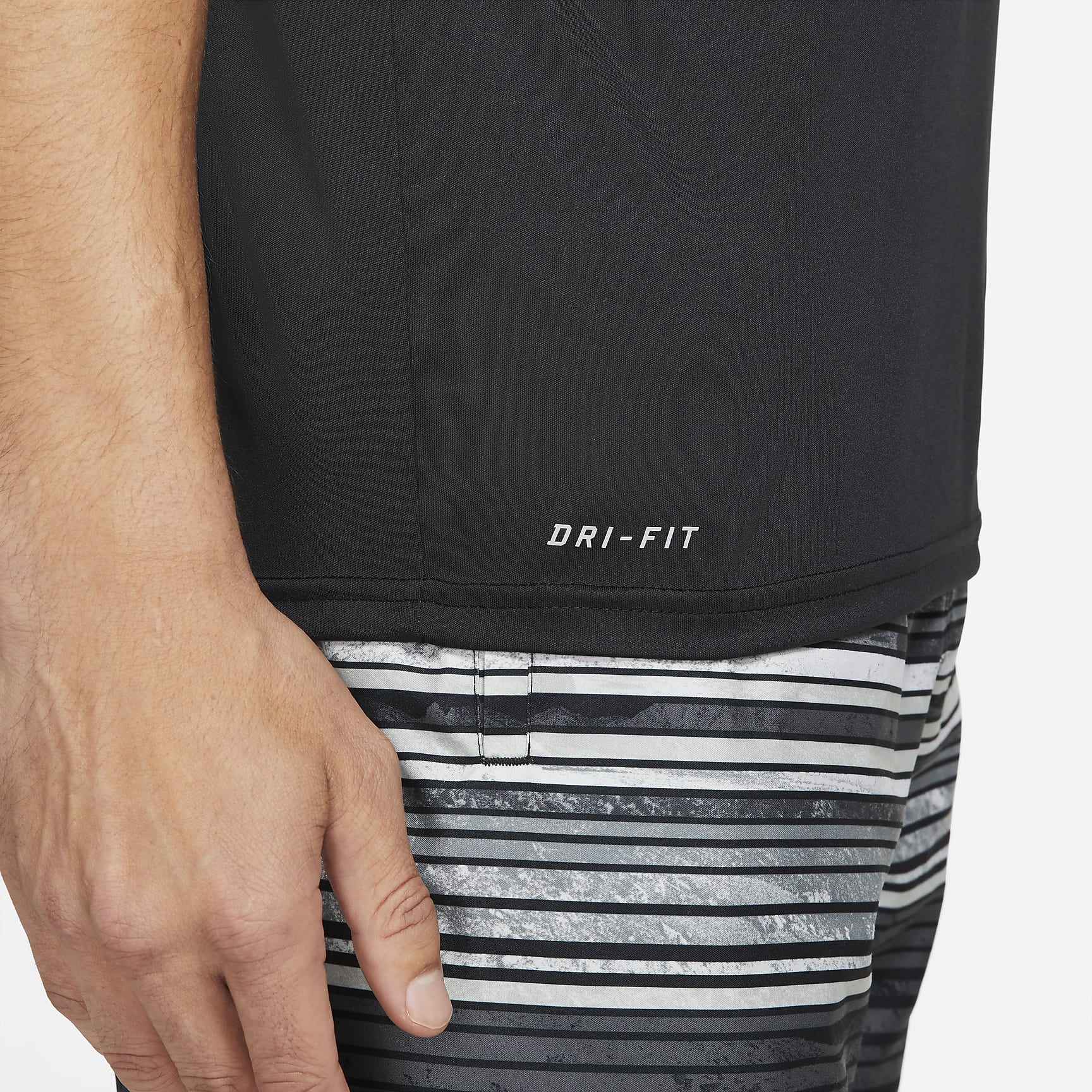 Nike Essential Men's Short-Sleeve Hydroguard Swim Shirt