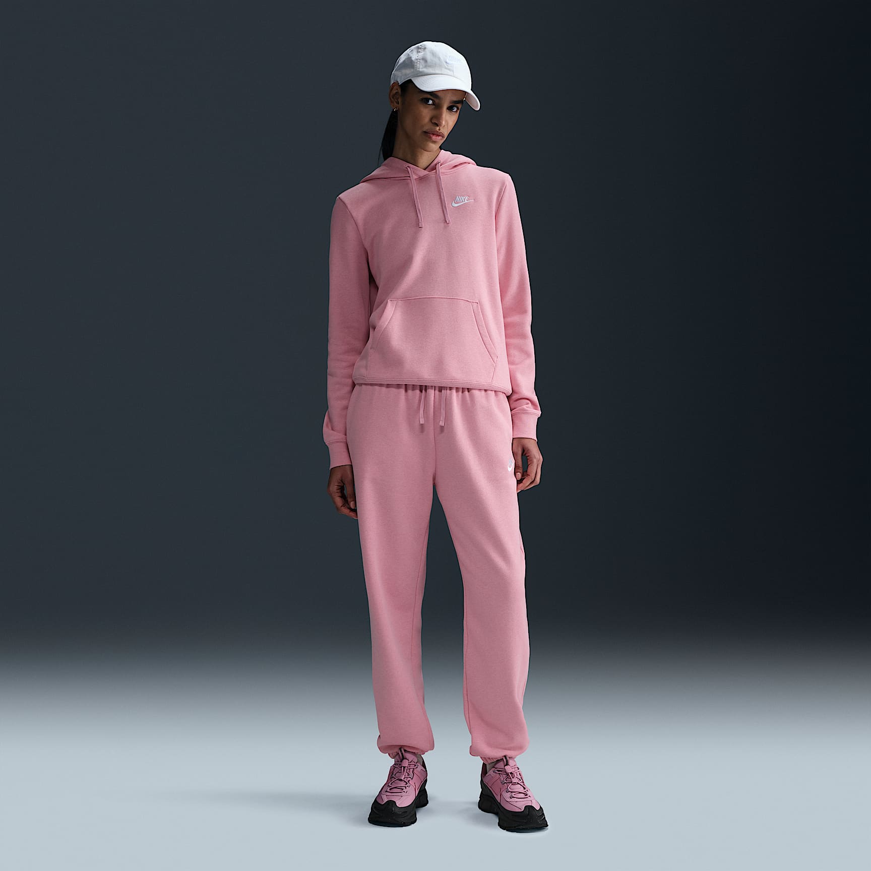 Nike Sportswear Club Fleece Women's Pullover Hoodie