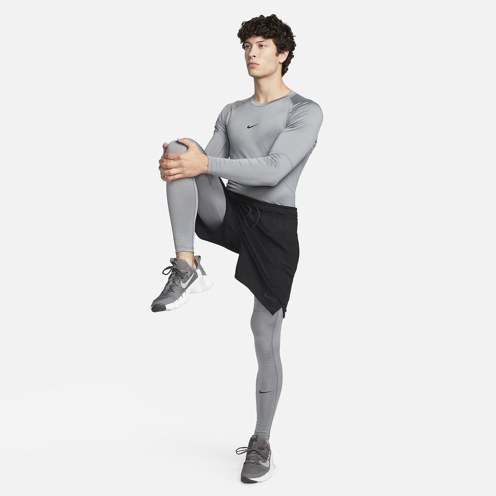 Nike Pro Men's Dri-FIT Tight Long-Sleeve Fitness Top