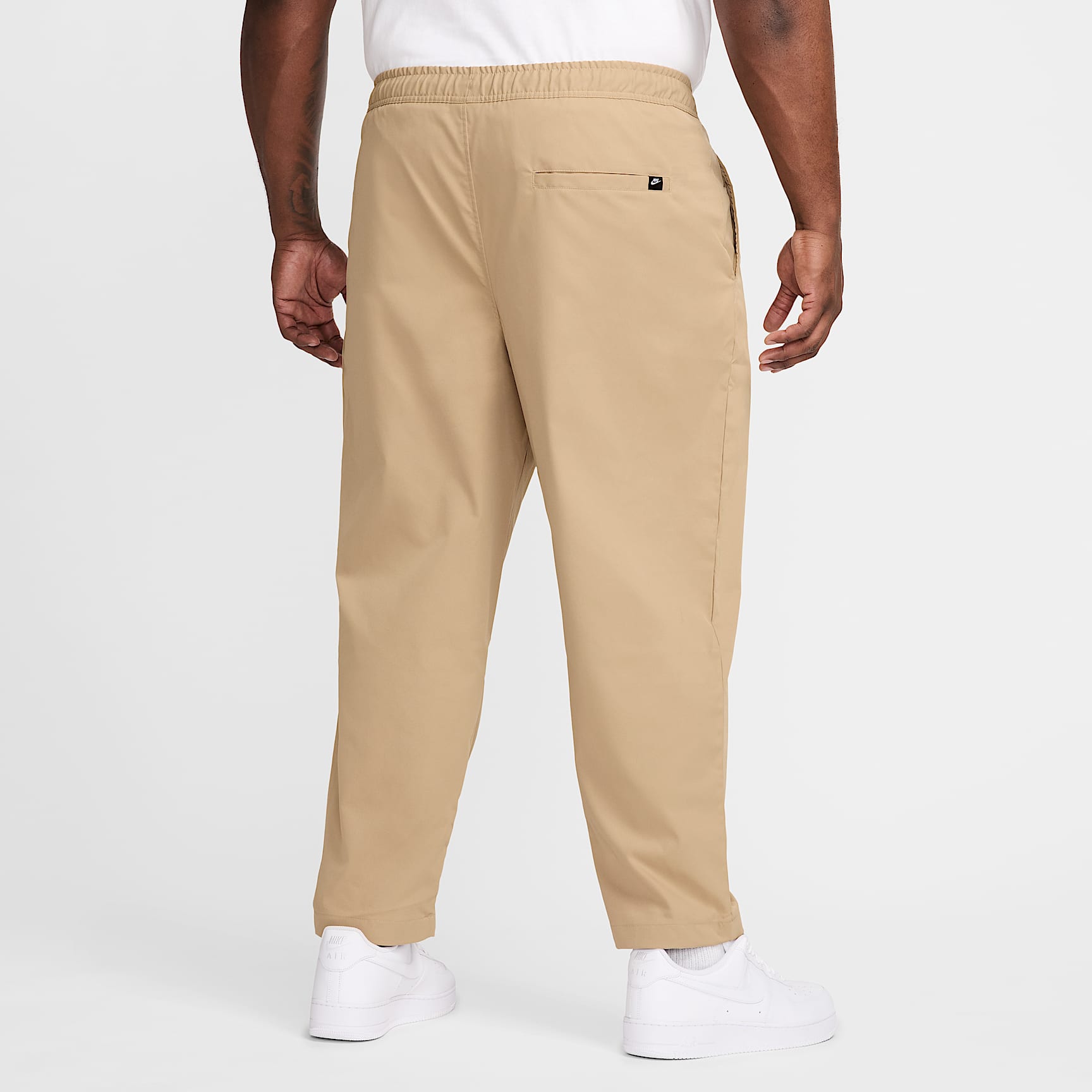 Nike Club Men's Woven Tapered Pants