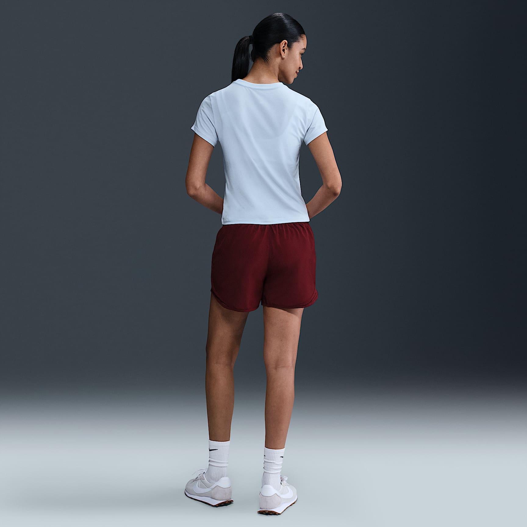 Nike Sportswear Chill Knit Women's Slim Cropped T-Shirt