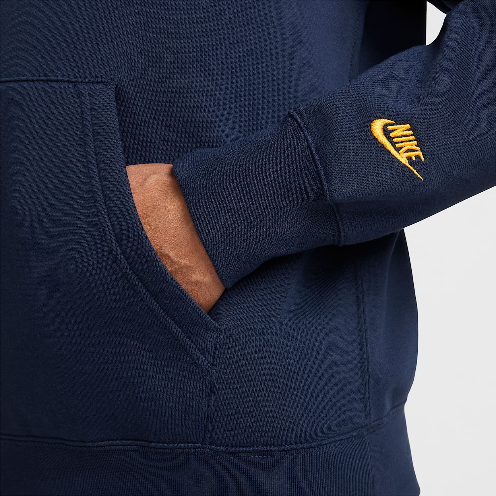 Nike Club Men's Fleece Pullover Hoodie