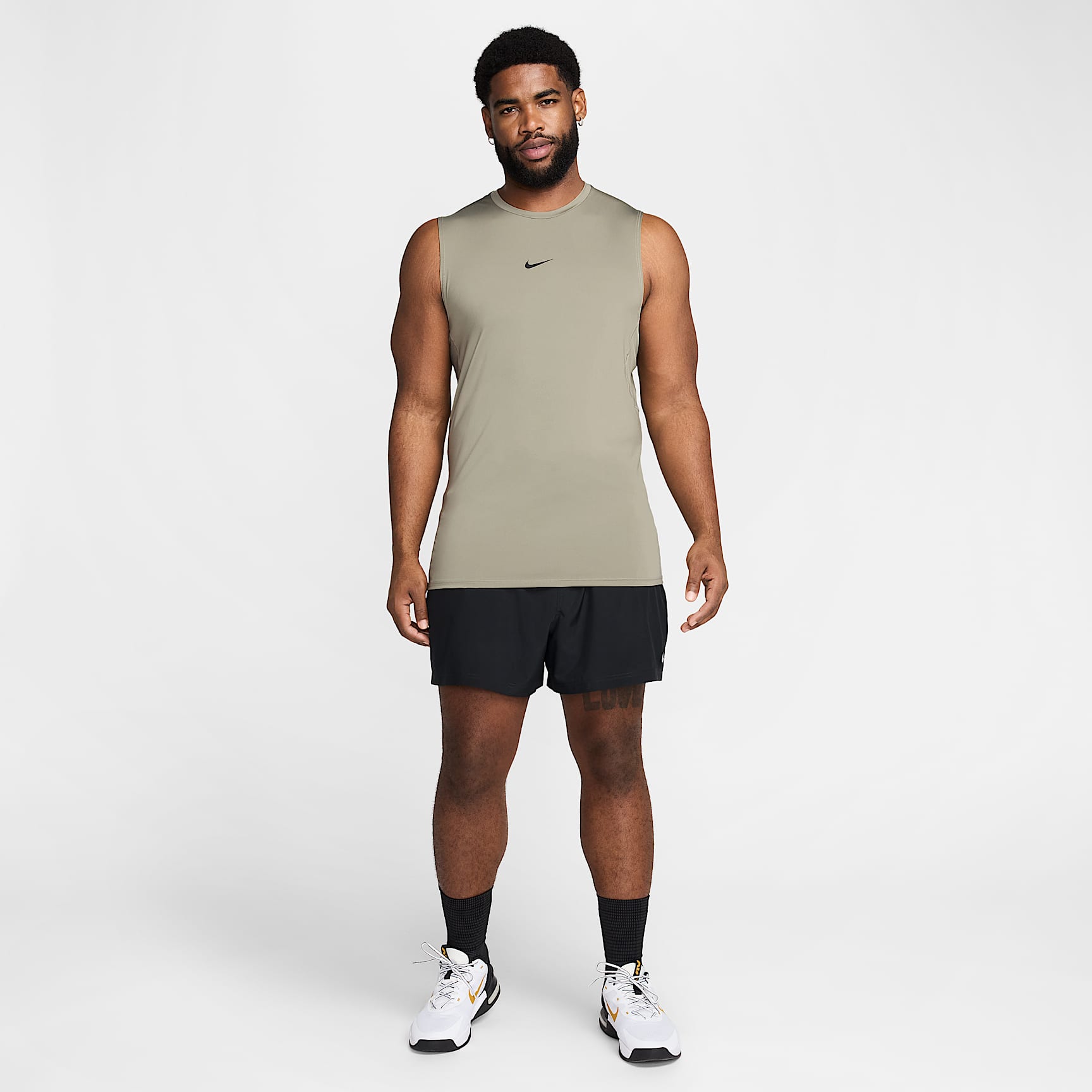 Nike Pro Men's Dri-FIT Slim Sleeveless Top