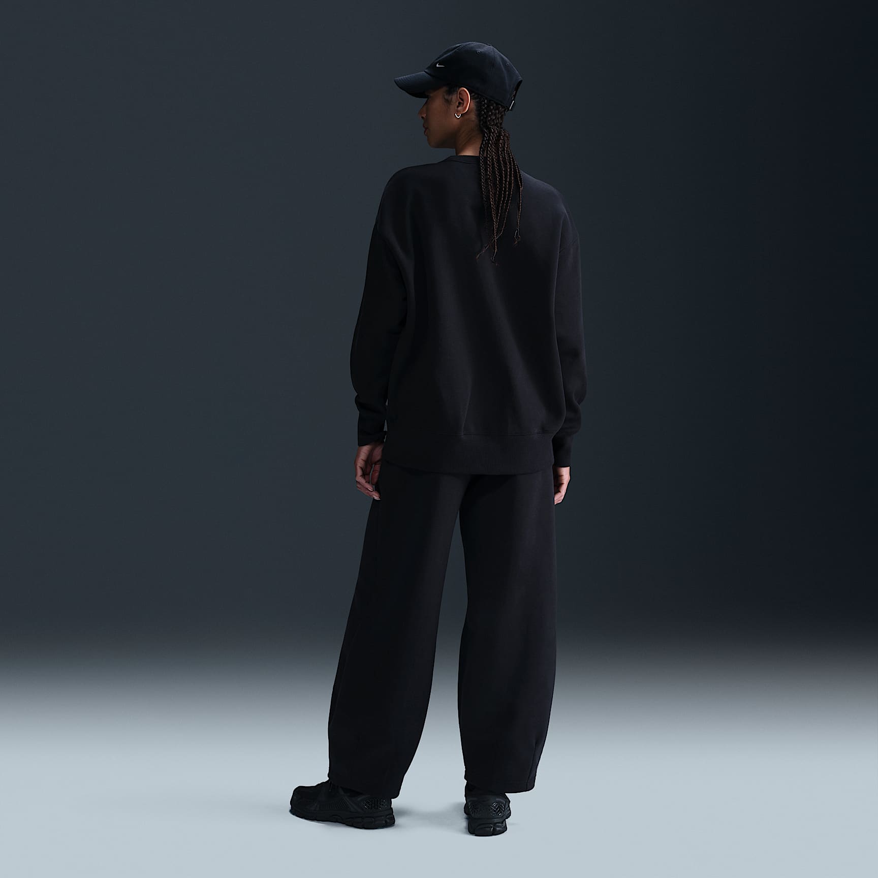 Nike Sportswear Phoenix Fleece Women's Oversized Crew-Neck Sweatshirt
