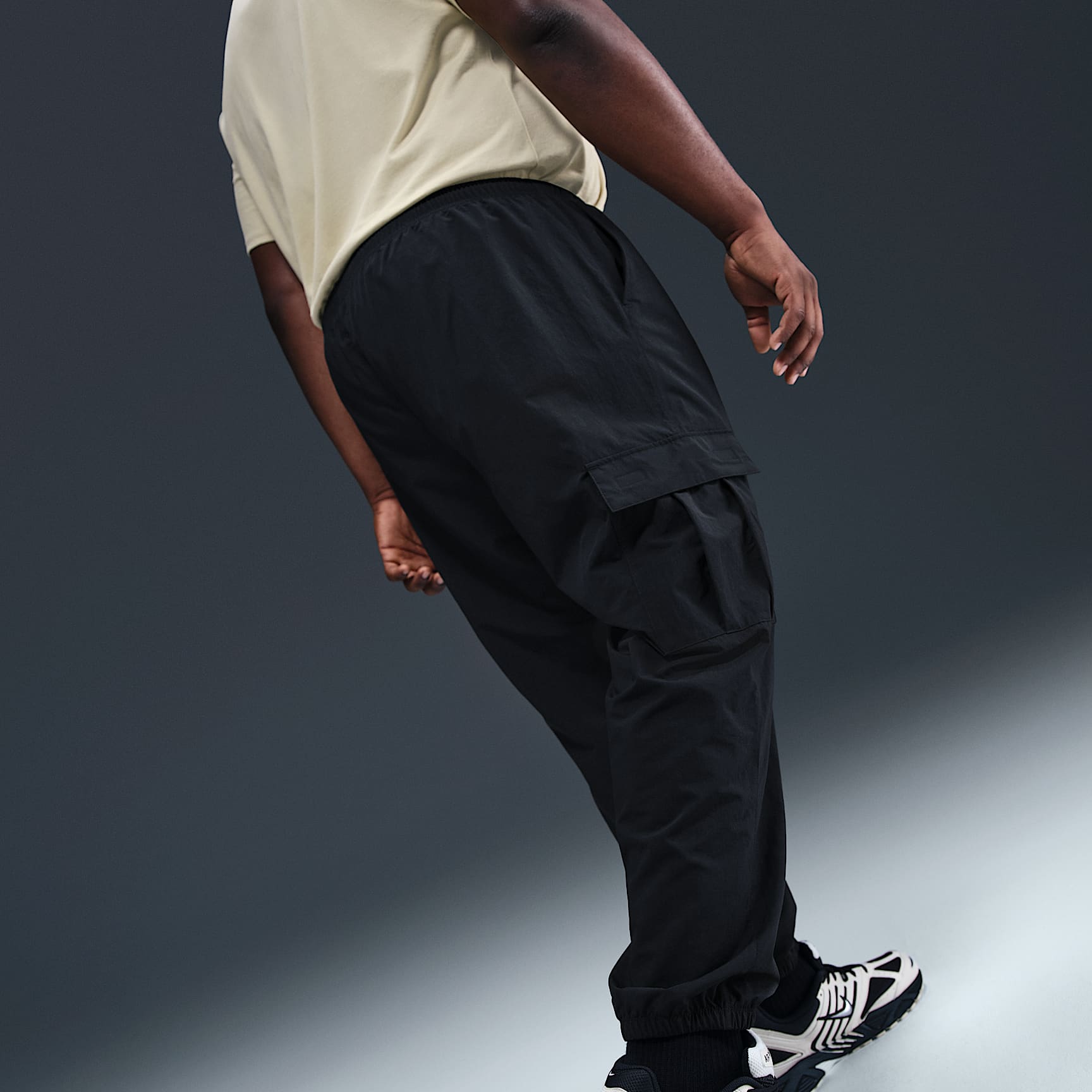 Nike Club Men's Woven Cargo Pants