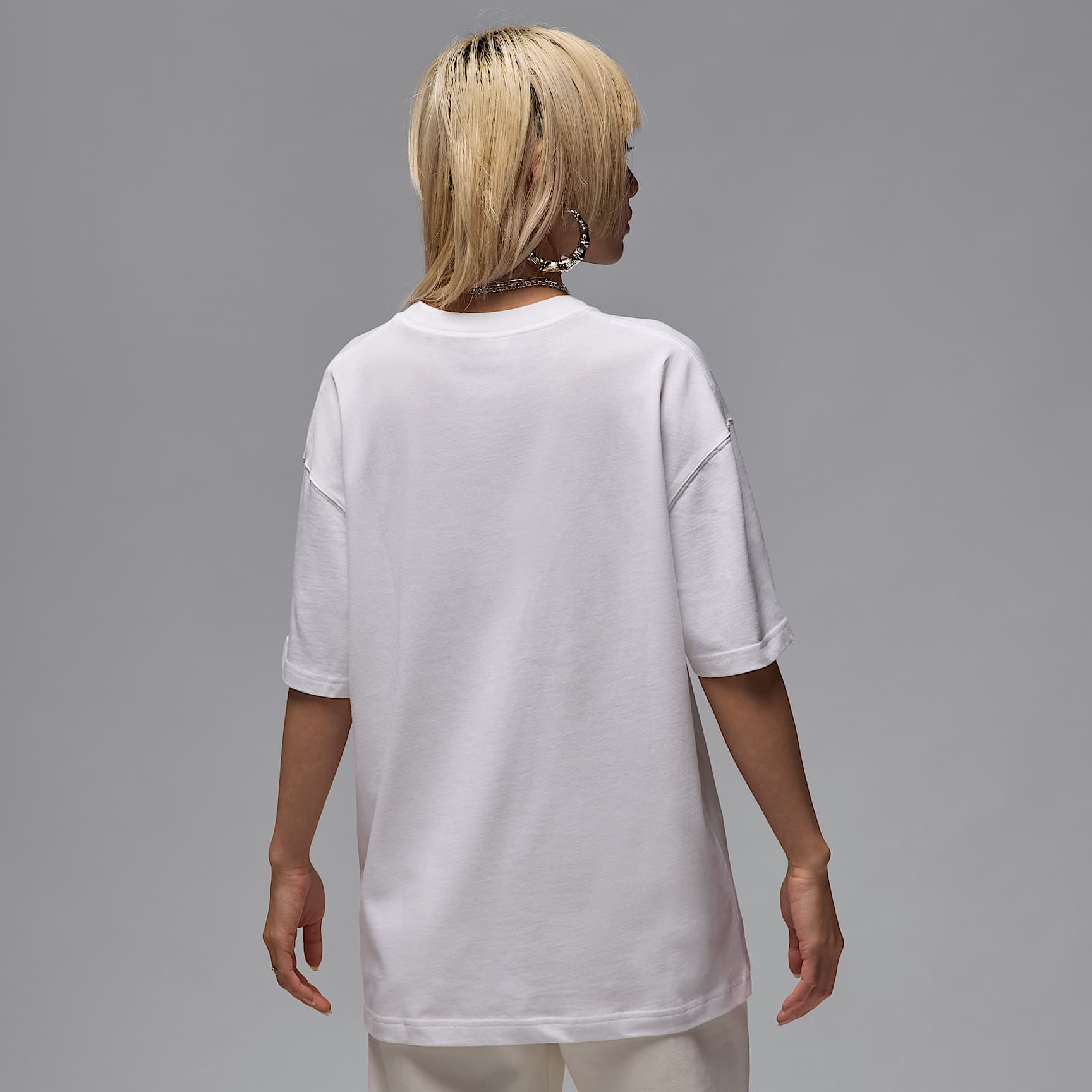 Jordan Flight Essentials Women's Oversized T-Shirt